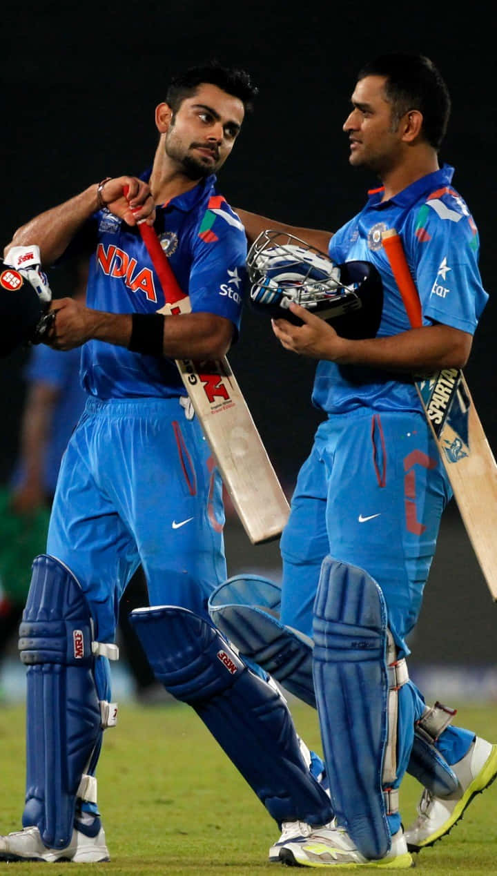 Virat Kohli, Indian cricket players, blue uniforms, SD Phone Wallpaper