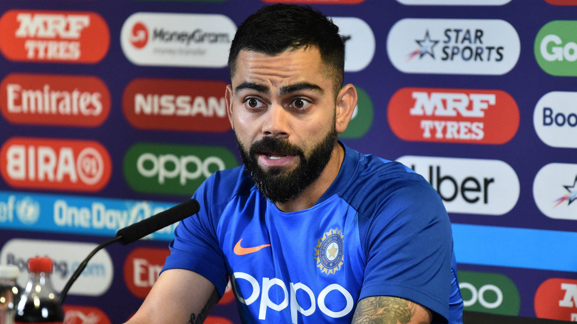 Virat Kohli, blue India jersey, sponsor logos, Full HD Desktop Wallpaper