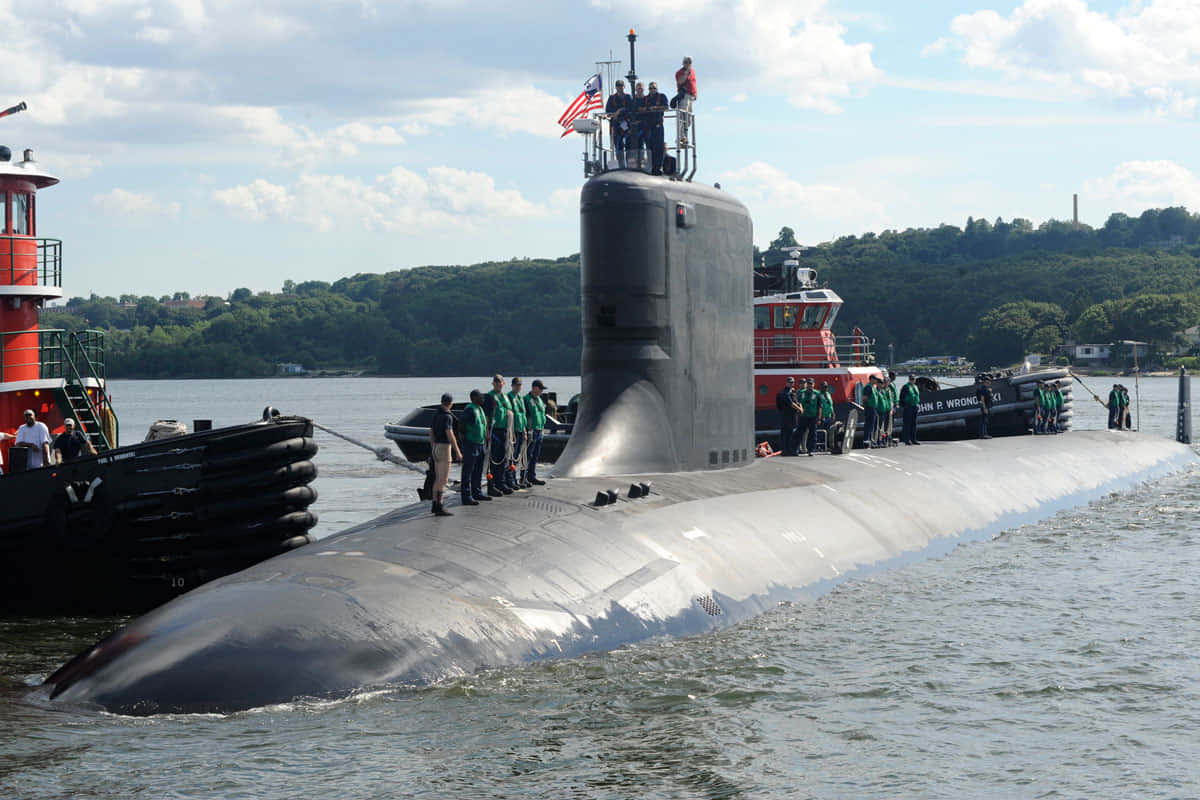 Virginia-class Submarine, gray submarine, green uniforms, SD Desktop Wallpaper