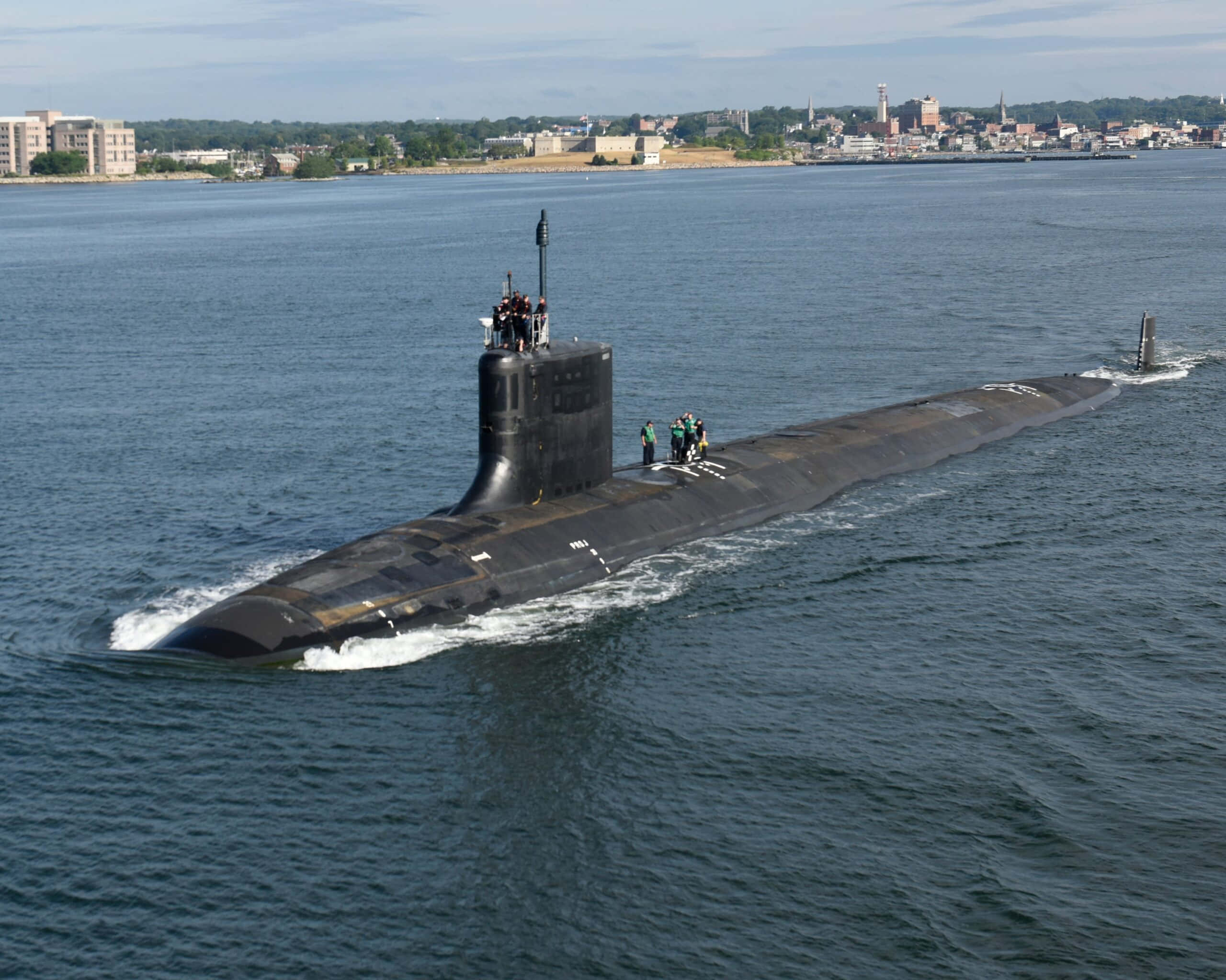 Virginia-class Submarine, sleek black, calm blue waters, 2K Desktop Wallpaper