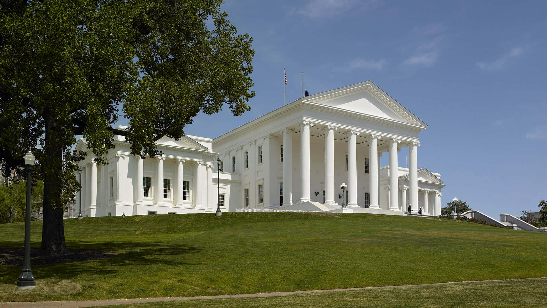 Virginia State Capitol, white neoclassical building, tall columns, Full HD Desktop Wallpaper