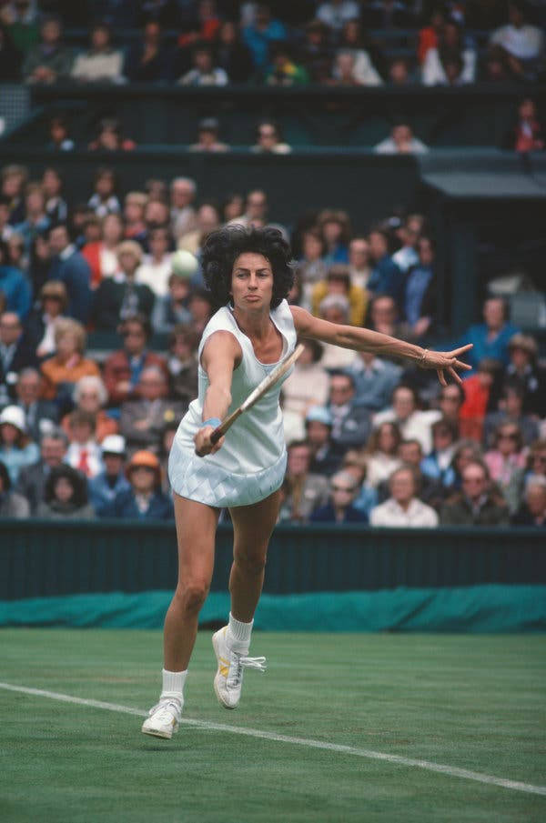 Virginia Wade, white attire, green grass court, SD Phone Wallpaper