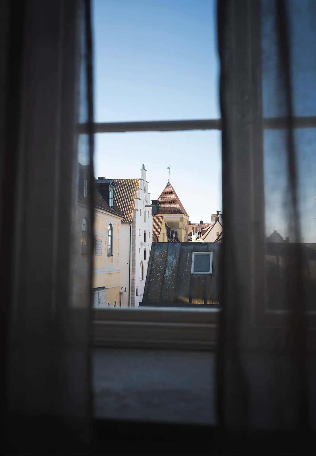 Visby, sheer curtains, historic rooftops, HD Phone Wallpaper