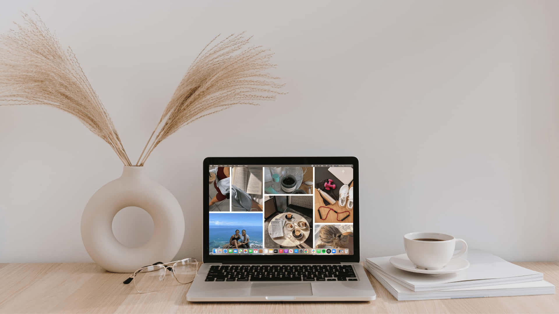 vision board, minimalist desk setup, laptop, Full HD Desktop Wallpaper