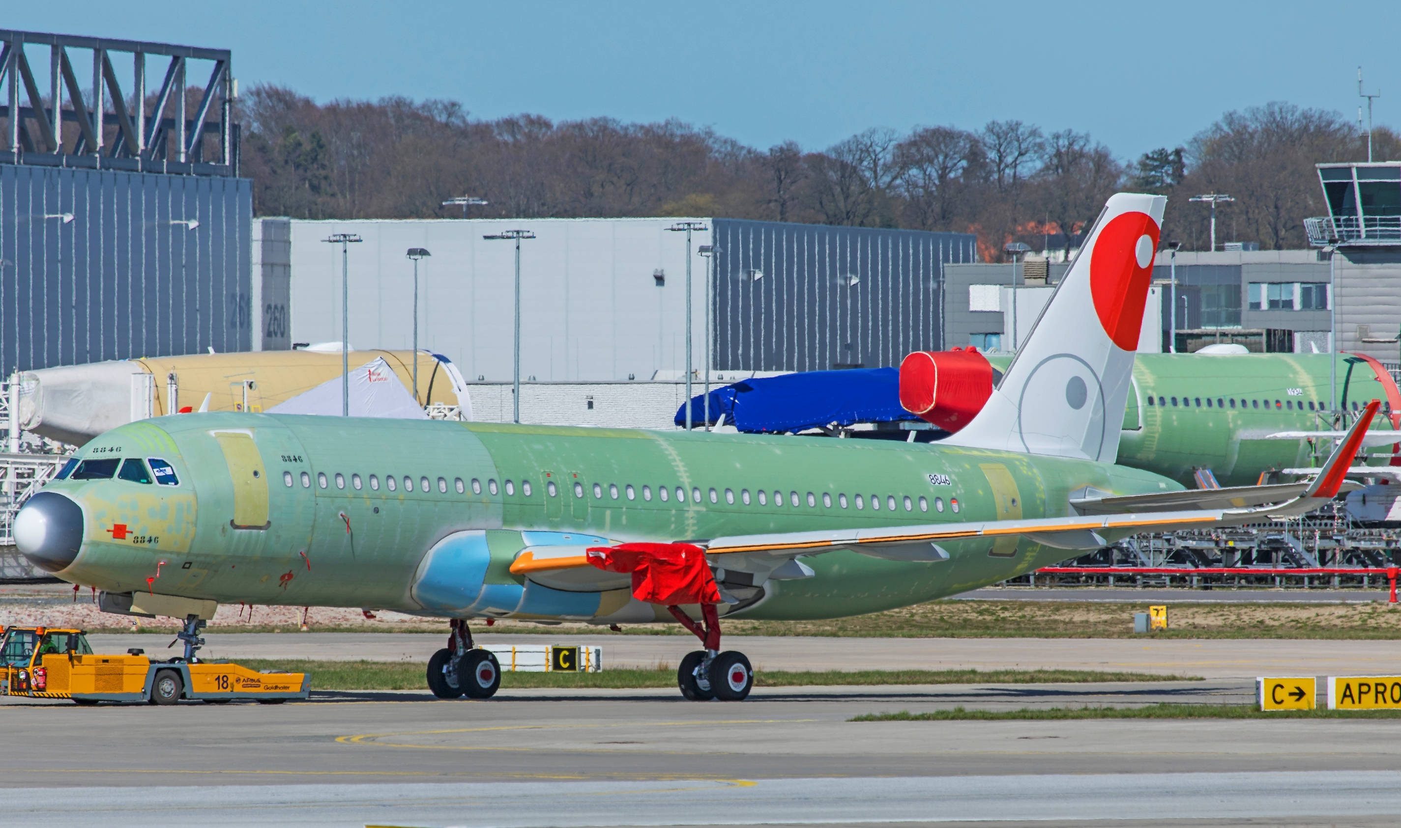 Viva Aerobus, green airplane, red accents, 2K Desktop Wallpaper