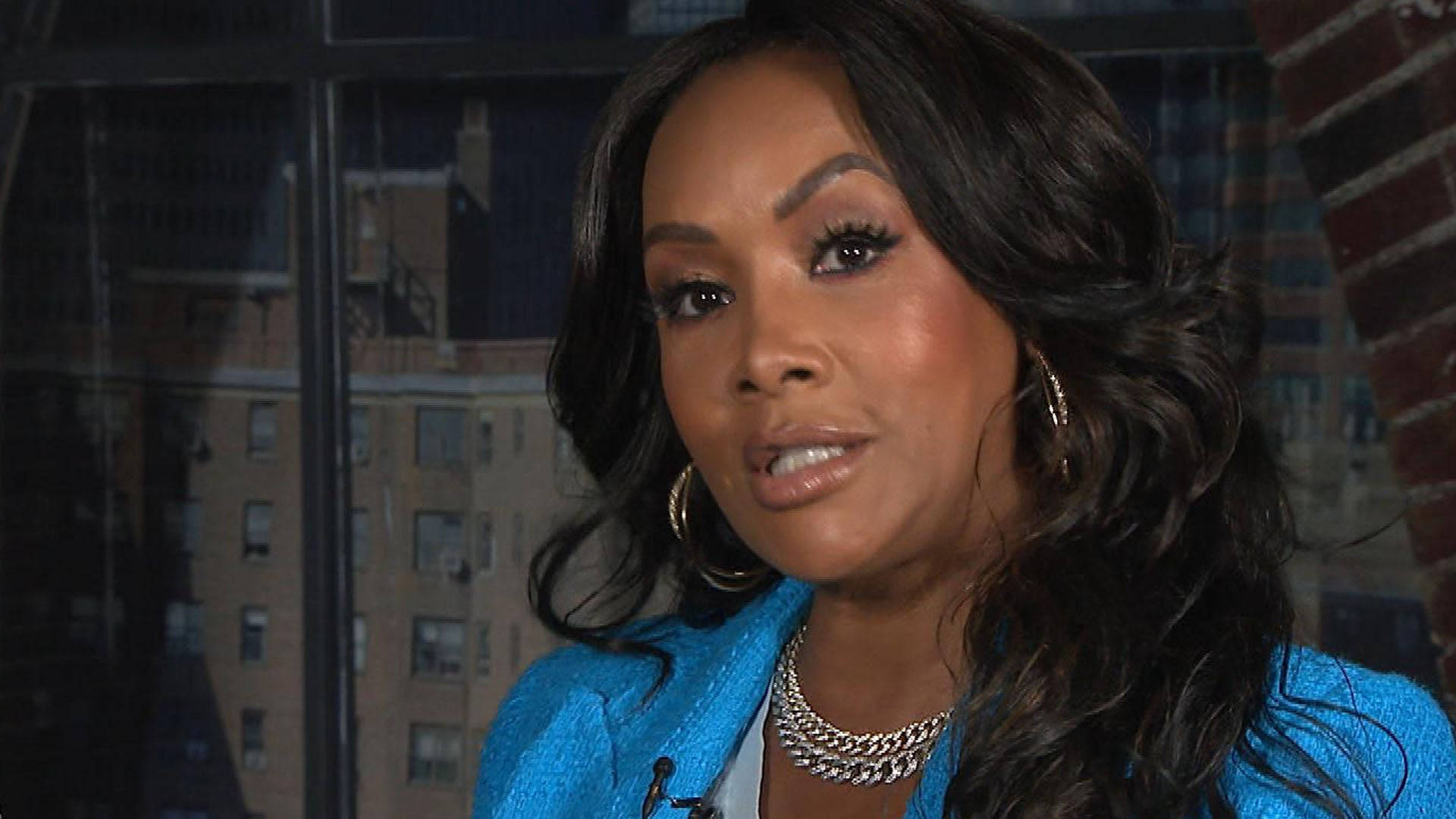 Vivica Fox, long dark hair, gold hoop earrings, Full HD Desktop Wallpaper