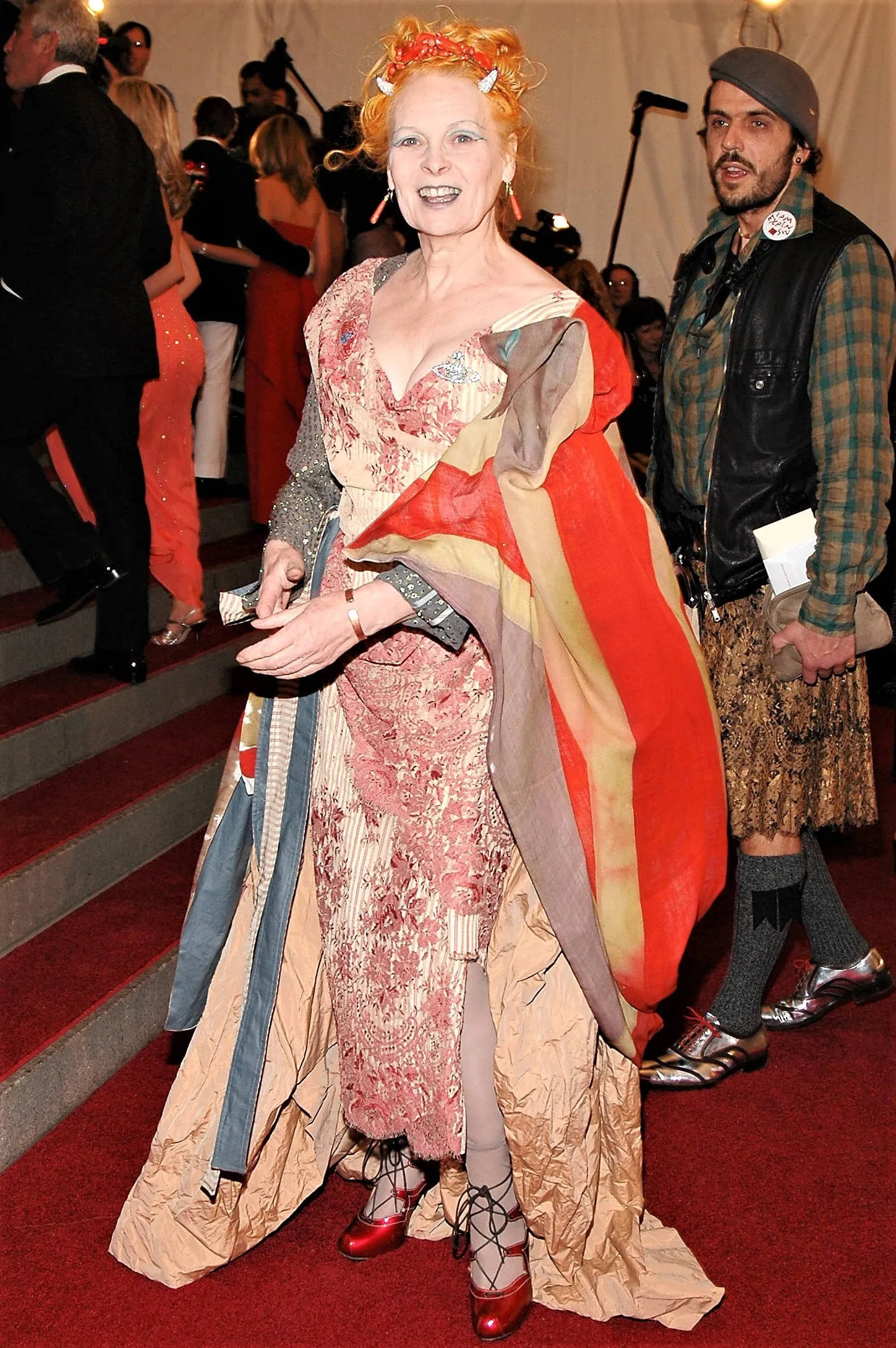 Vivienne Westwood, floral gown, red accents, Full HD Phone Wallpaper