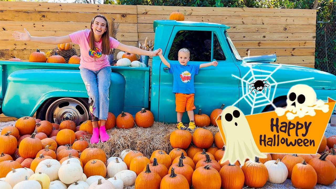 Vlad And Niki, Halloween, pumpkins, HD Desktop Wallpaper