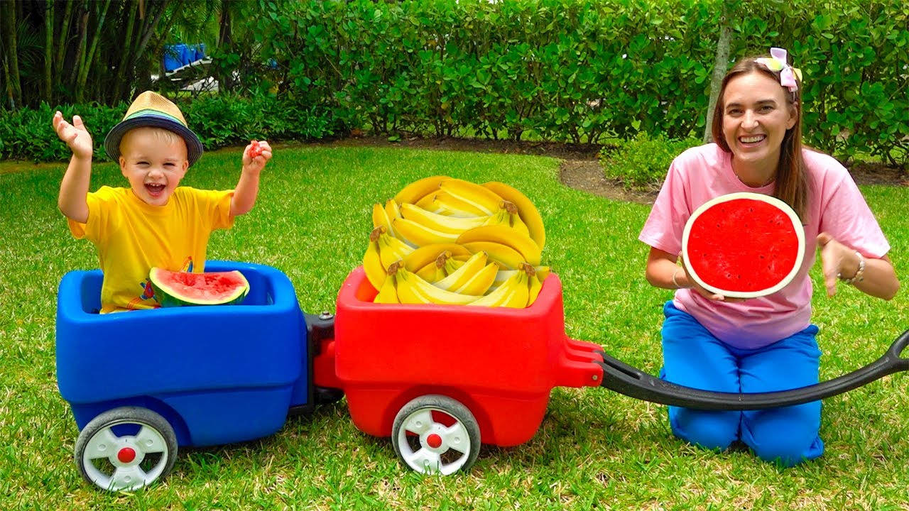 Vlad And Niki, yellow shirt, hat, HD Desktop Wallpaper