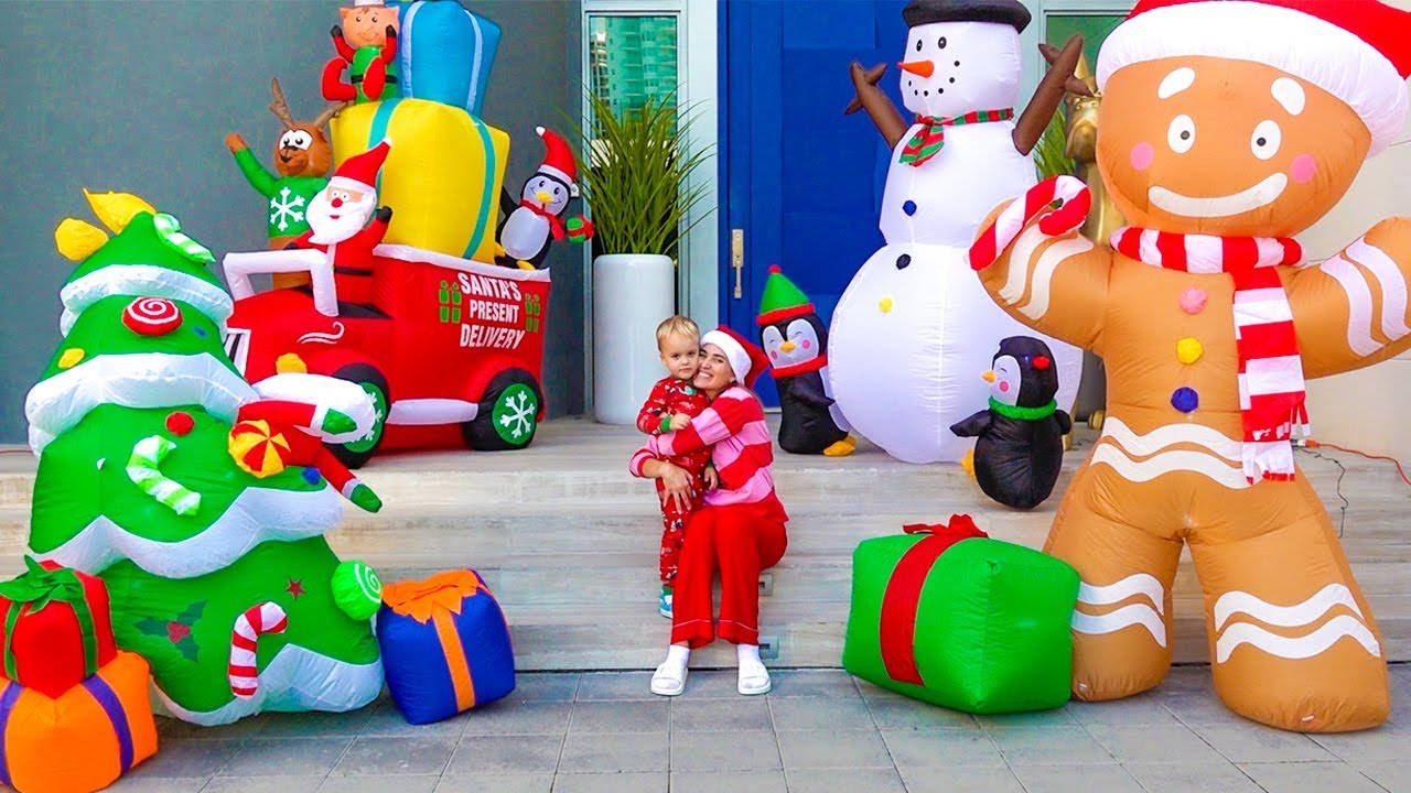 Vlad And Niki, Christmas episode, red holiday gear, HD Desktop Wallpaper