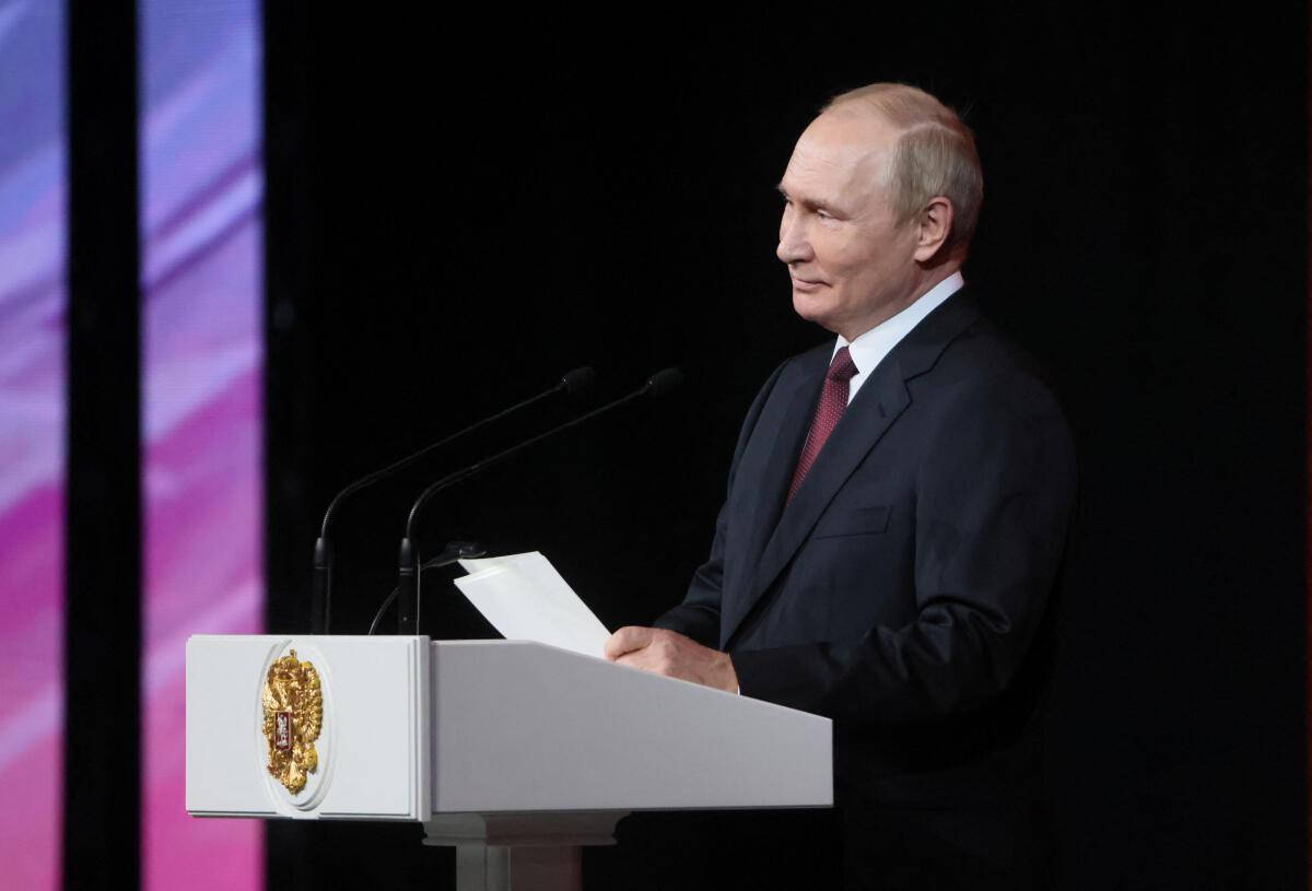 Vladimir Putin, white podium, golden emblem, SD Desktop Wallpaper