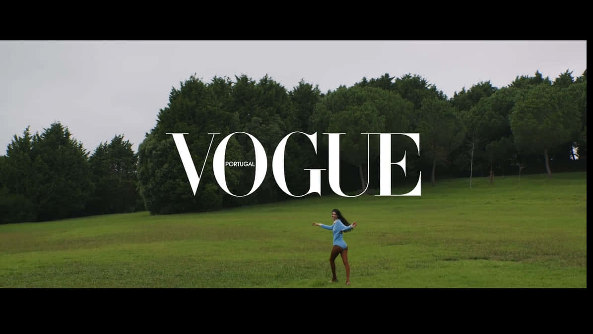 VOGUE, blue outfit, vast green field, SD Desktop Wallpaper