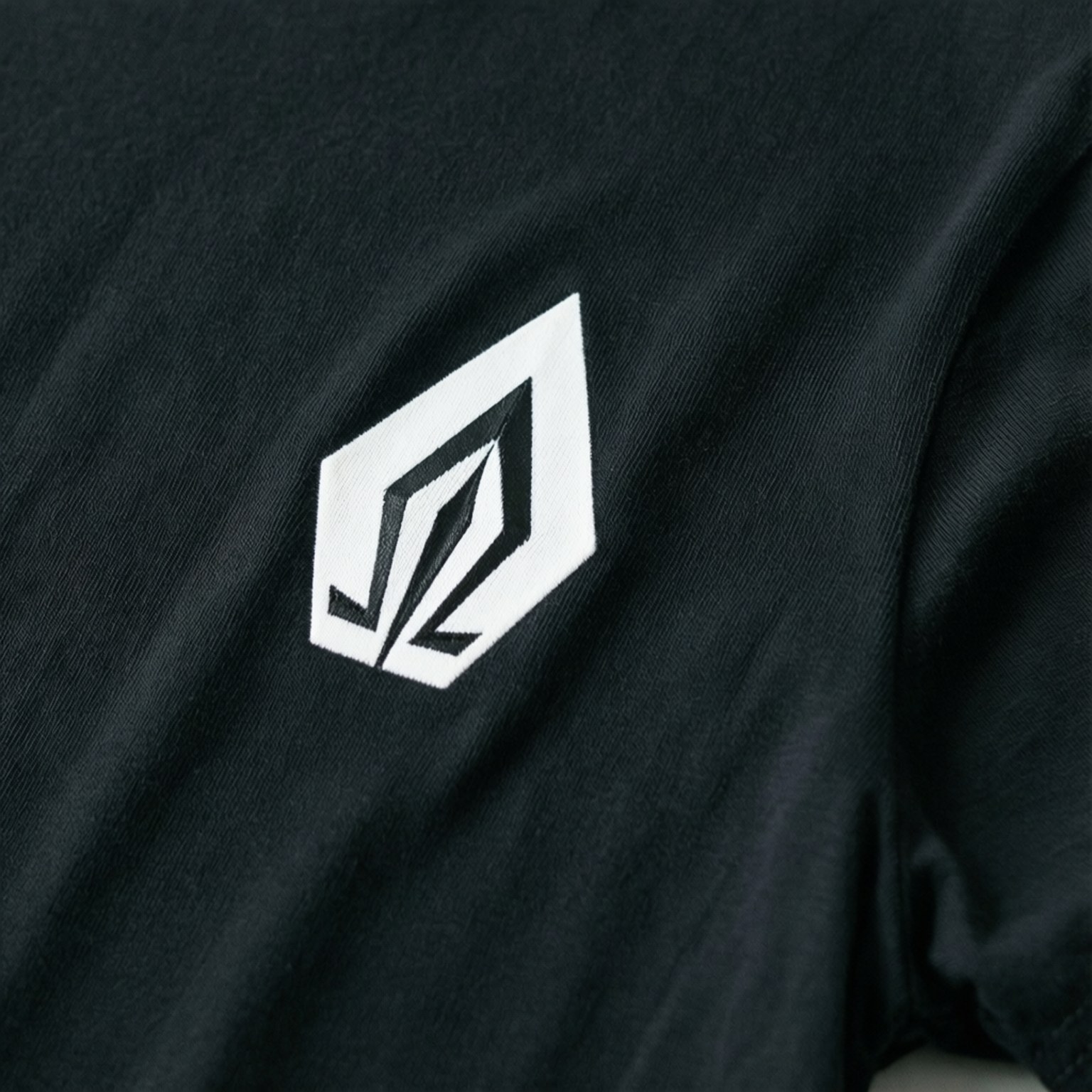 Volcom, diamond logo, t-shirt fabric, HD Desktop Wallpaper