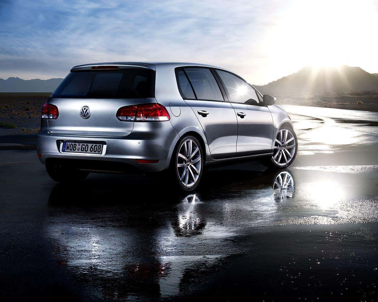 Volkswagen Golf, silver, wet pavement, HD Desktop Wallpaper