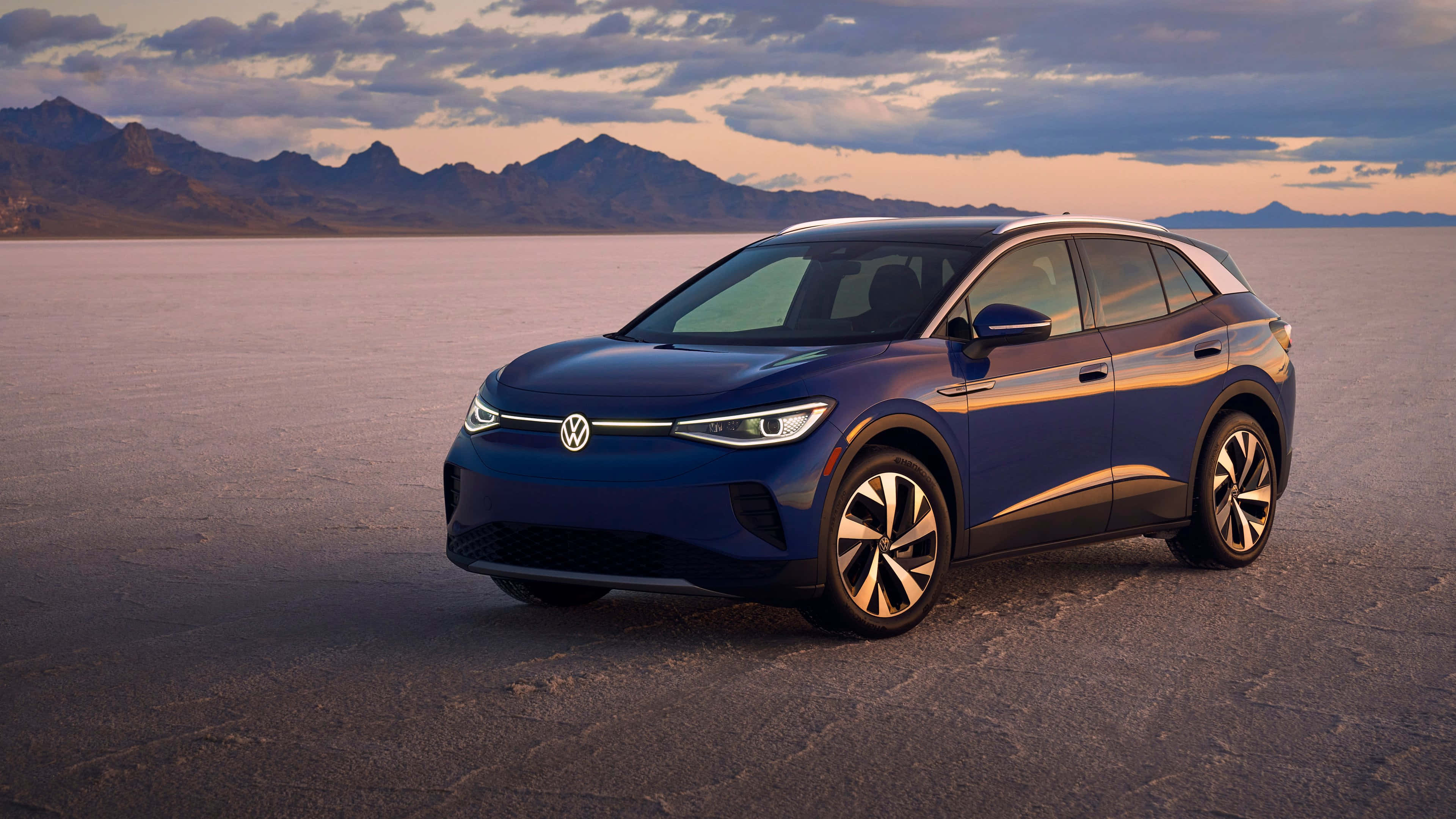 Volkswagen ID 4, blue, salt flat, 4K Desktop Wallpaper
