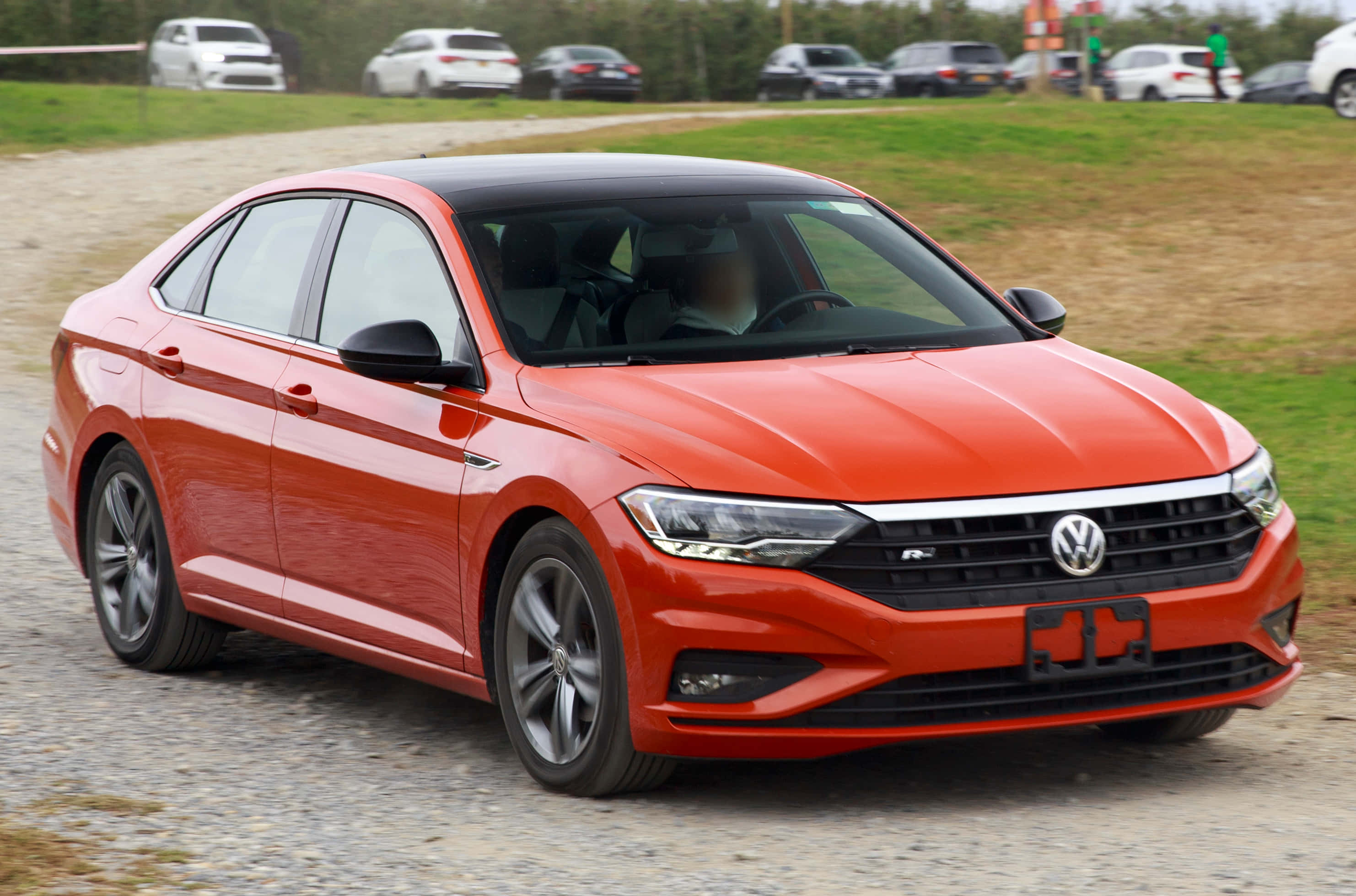 Volkswagen Jetta, orange, black roof, 2K Desktop Wallpaper