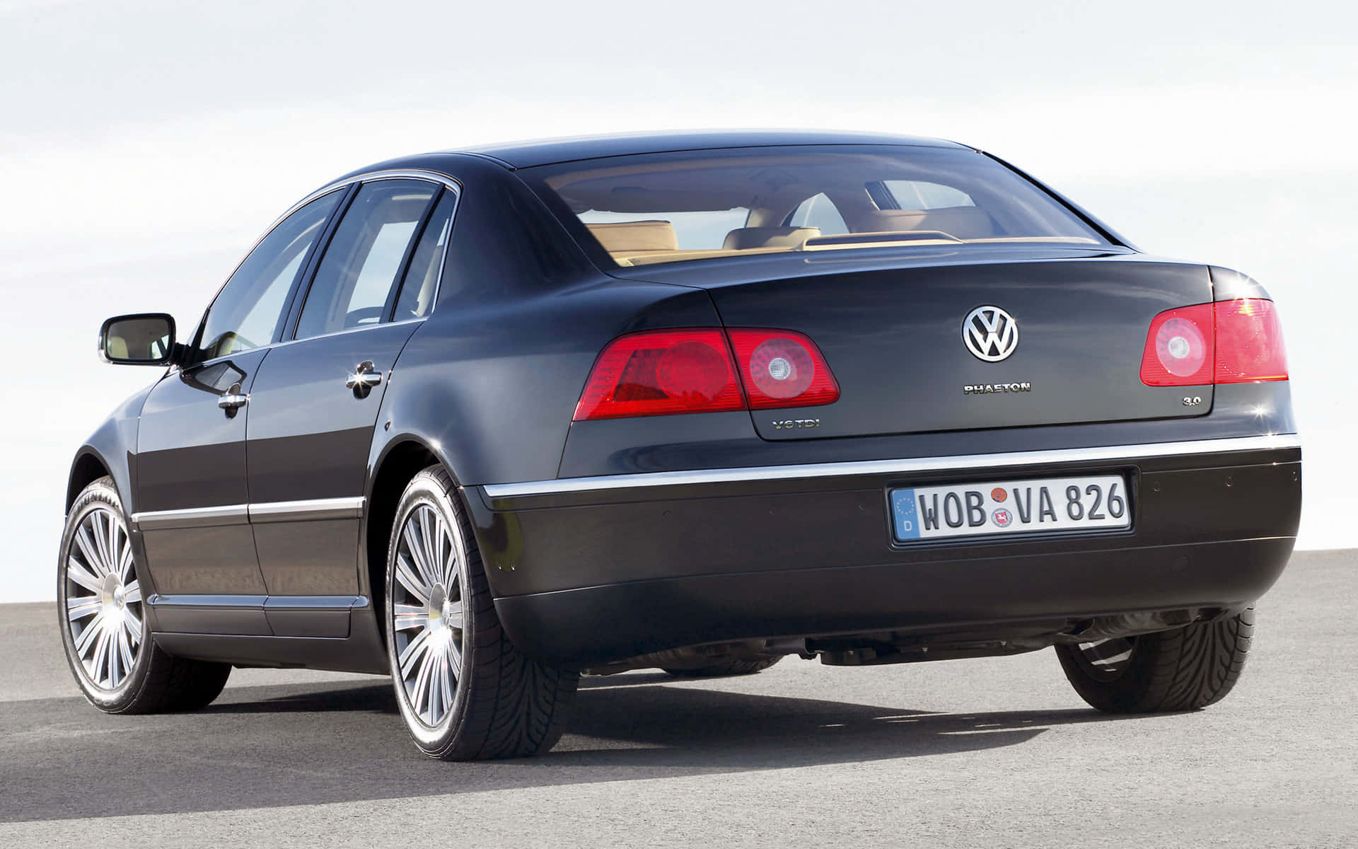 Volkswagen Phaeton, black, rear three quarters angle, Full HD Desktop Wallpaper