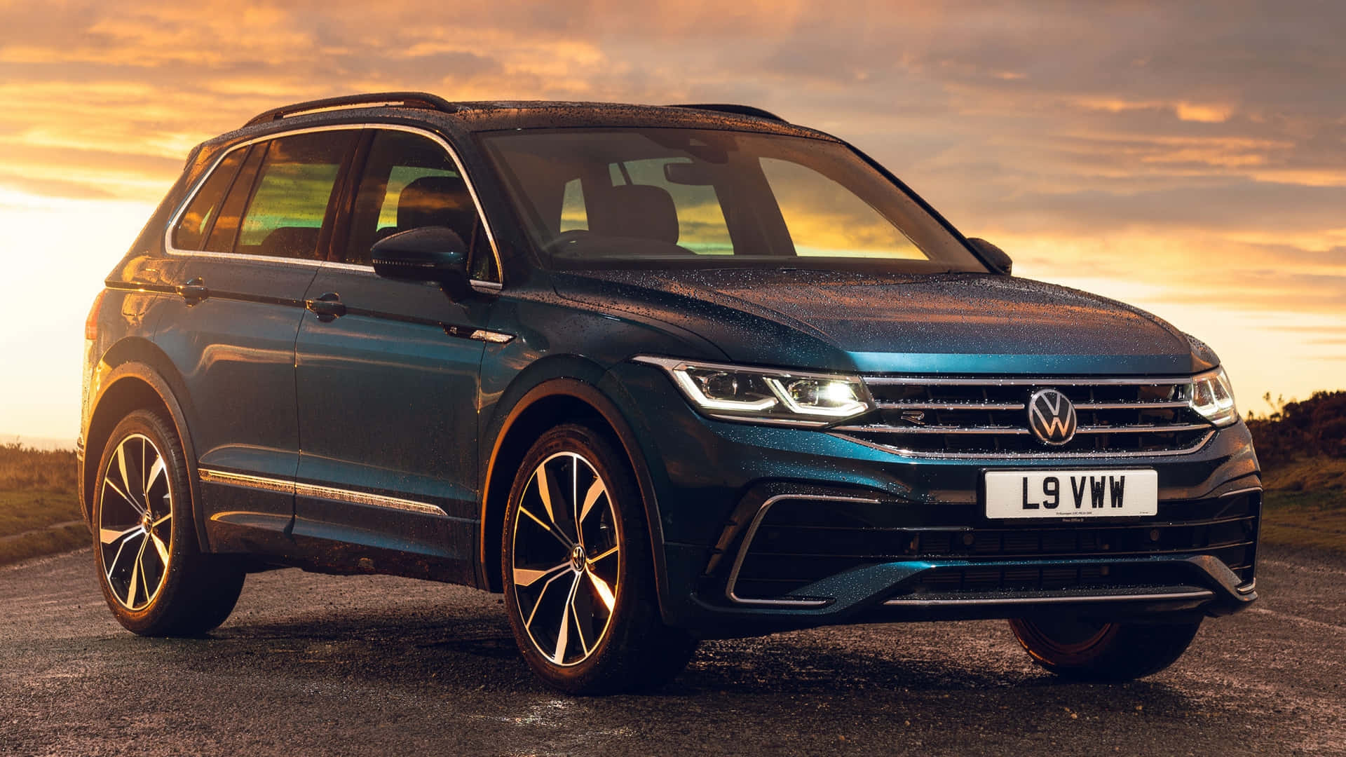 Volkswagen Tiguan, teal, golden sunset, Full HD Desktop Wallpaper