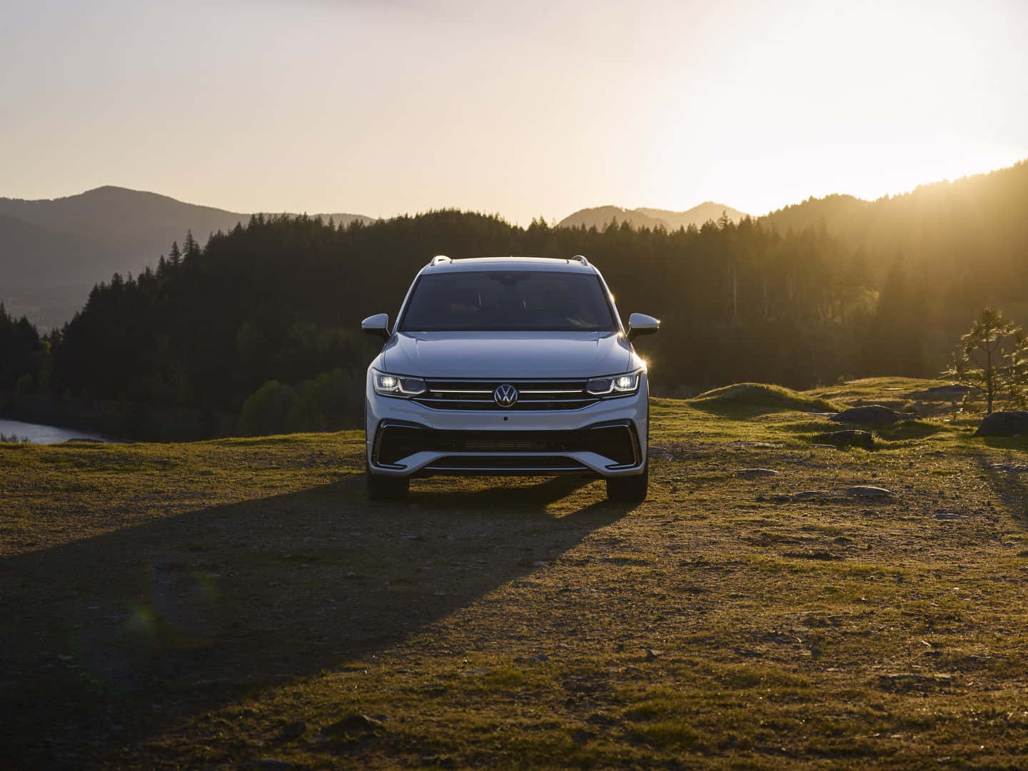 Volkswagen Tiguan, white, golden hour, HD Desktop Wallpaper