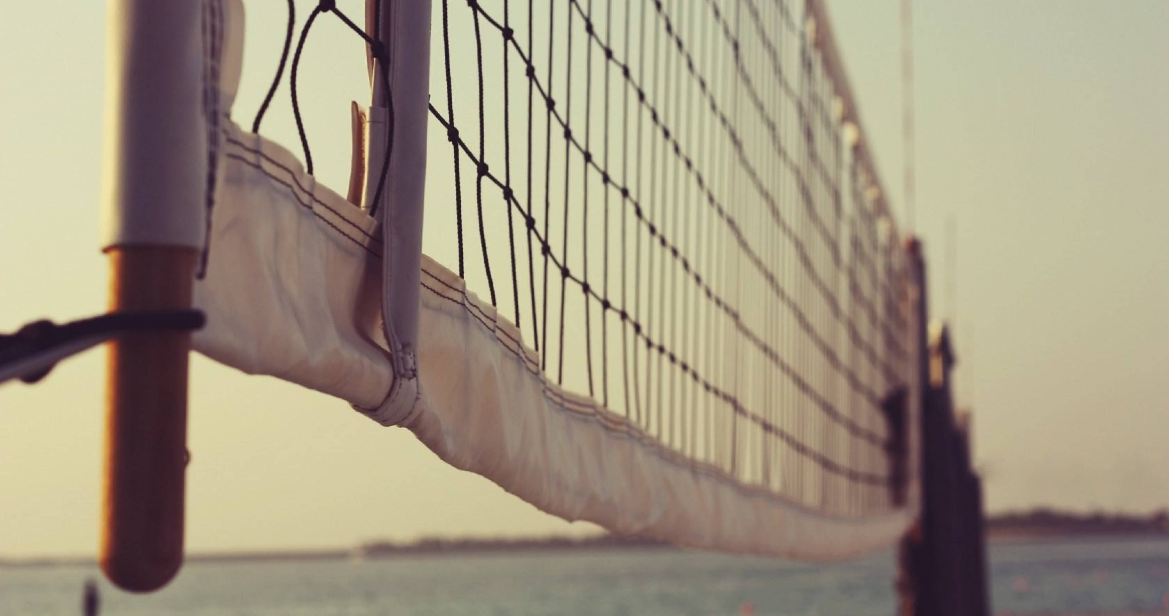 white net volleyball, 4K, calm ocean water, 4K Desktop Wallpaper