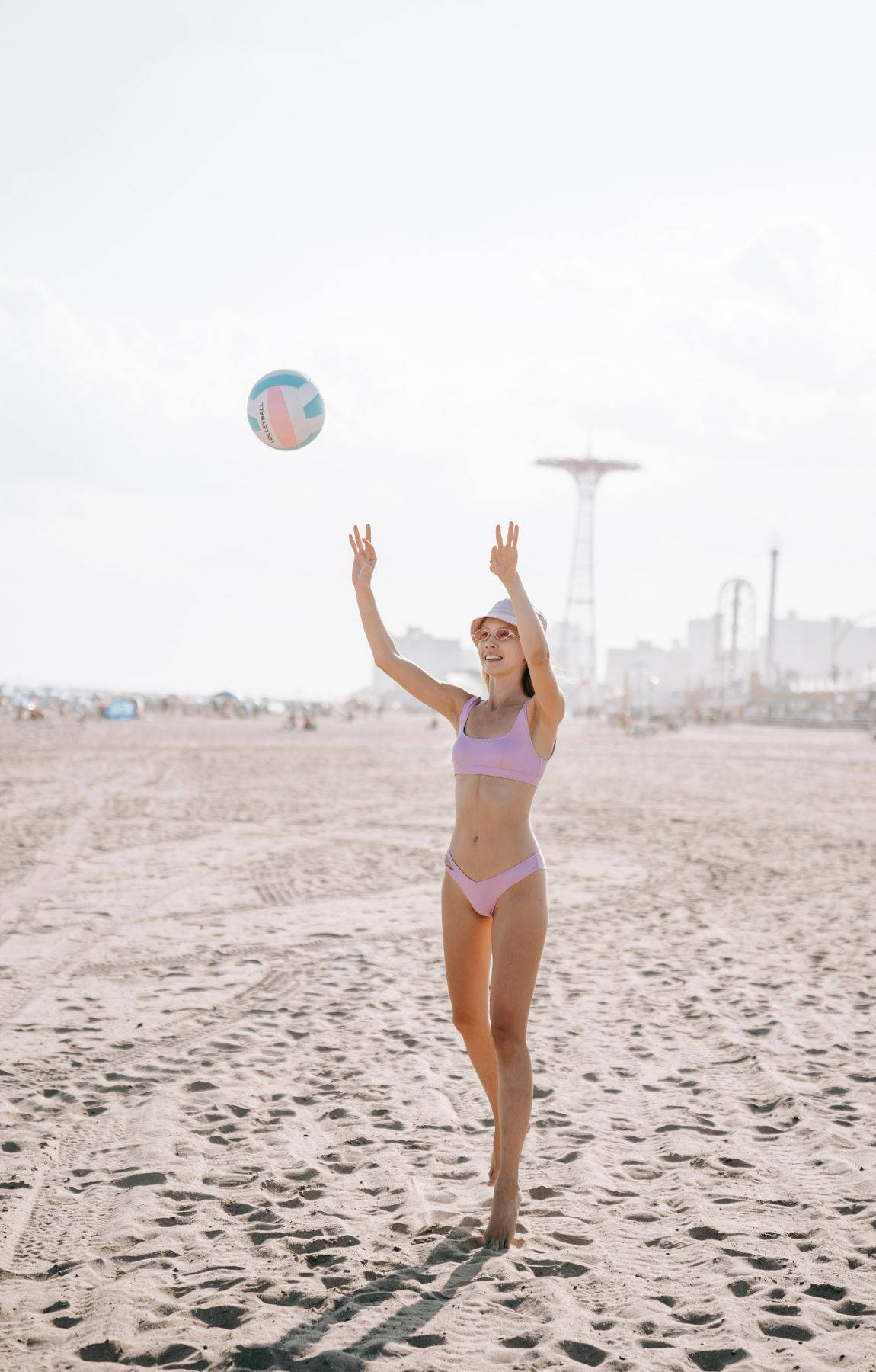 pink bikini, sunlit beach, volleyball, HD Phone Wallpaper