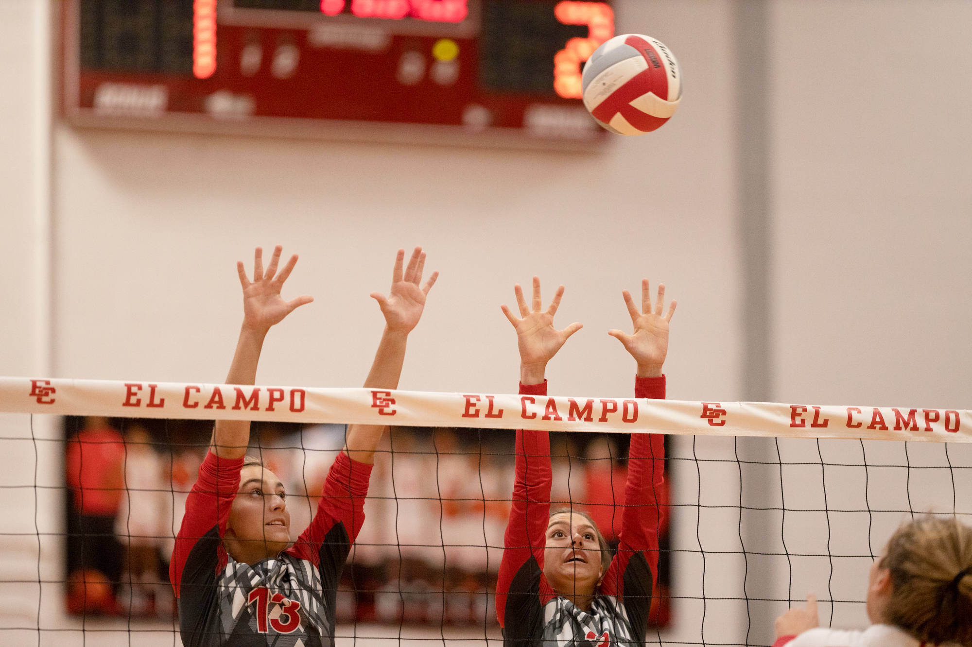 Volleyball Laptop, red and black jerseys, red and white ball, Full HD Desktop Wallpaper