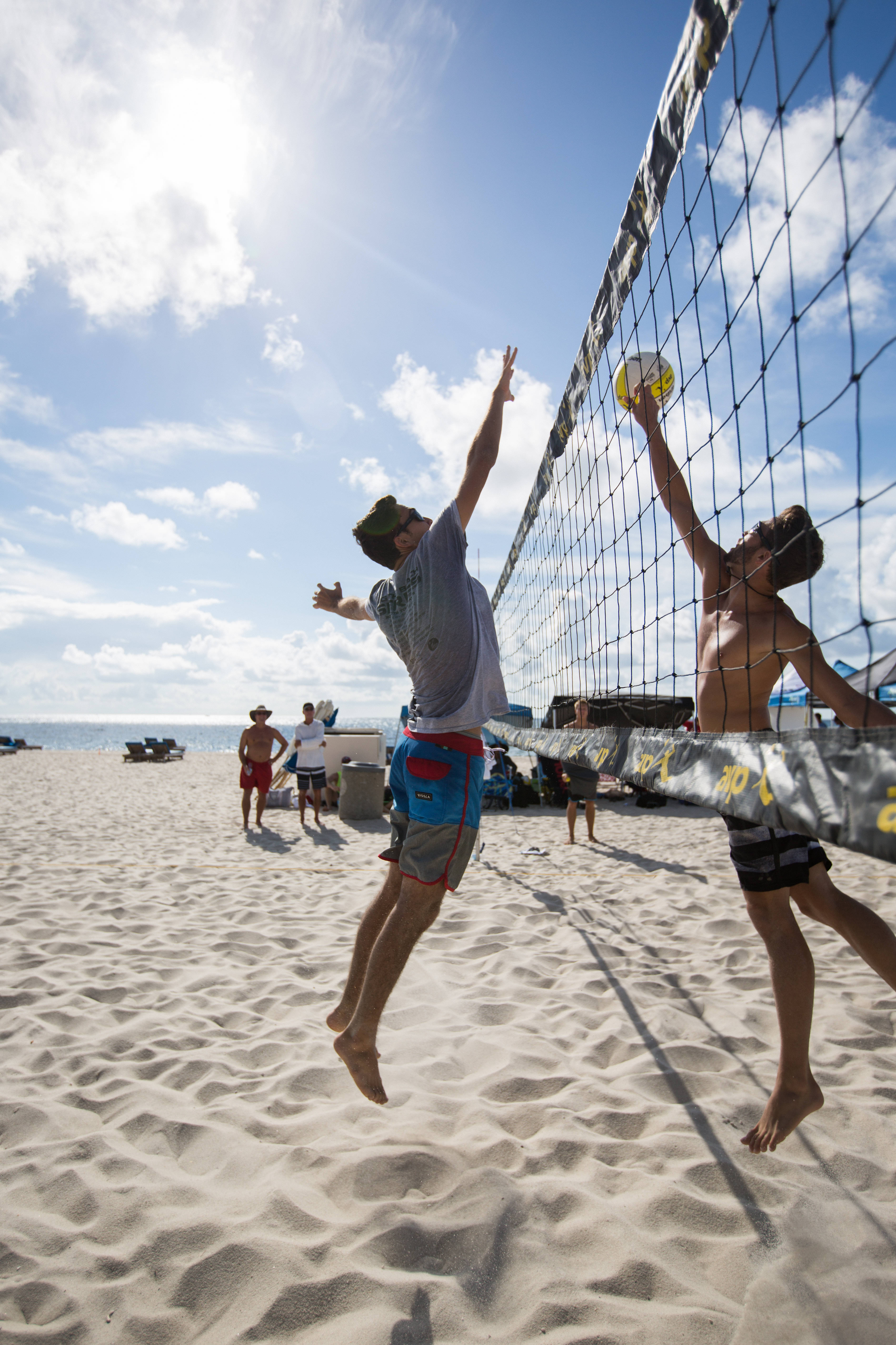 volleyball net, sunny beach, ocean, 5K Phone Wallpaper