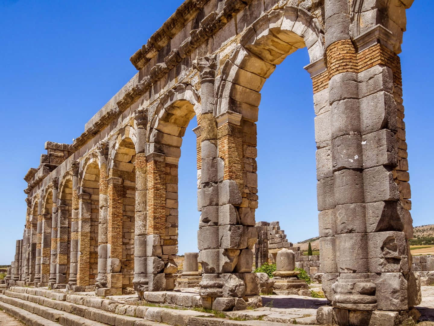 Volubilis, stone ruins, arches, HD Desktop Wallpaper