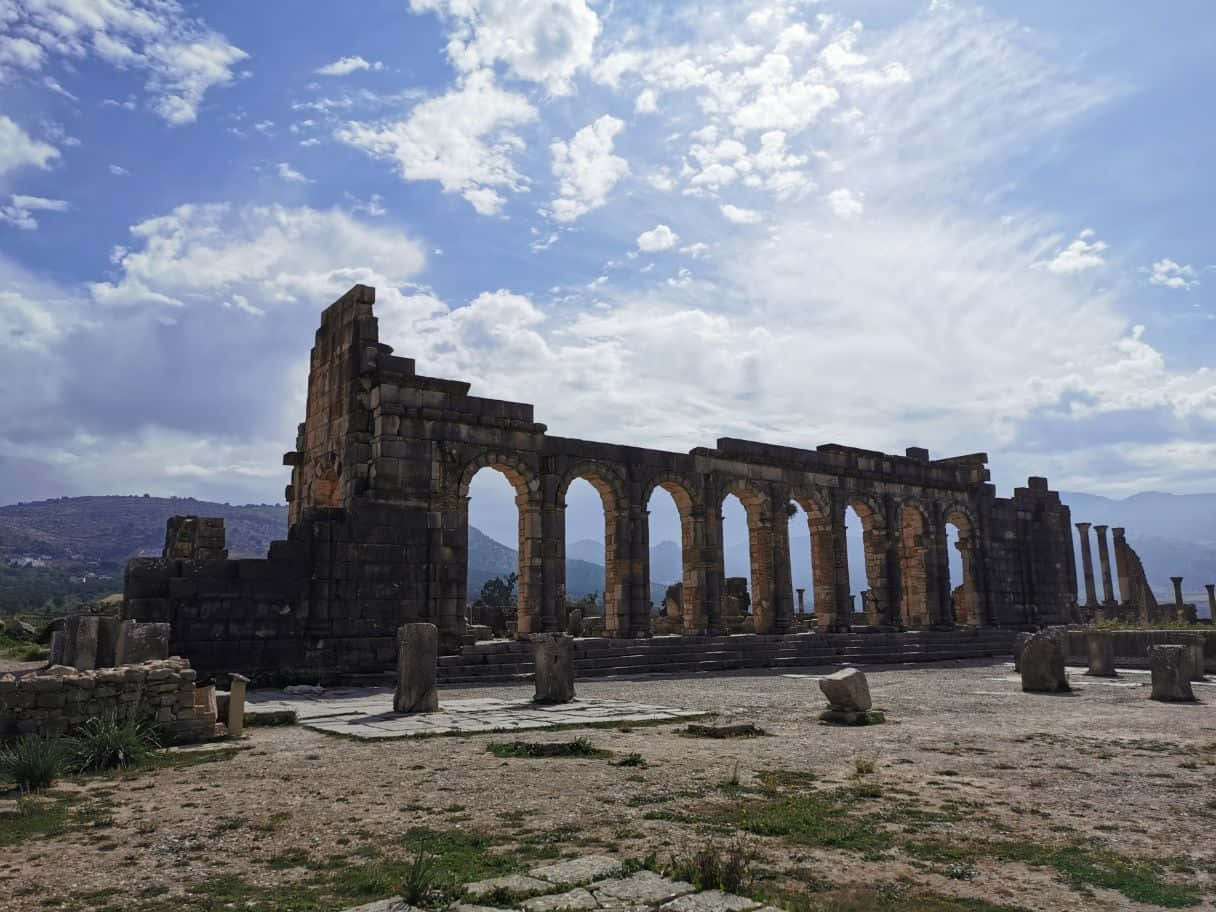 Volubilis, arches ruins, ancient stone temple ruins, SD Desktop Wallpaper