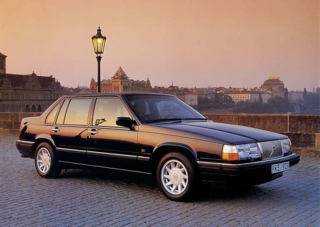 Volvo 940, sunset, cobblestone bridge, SD Desktop Wallpaper