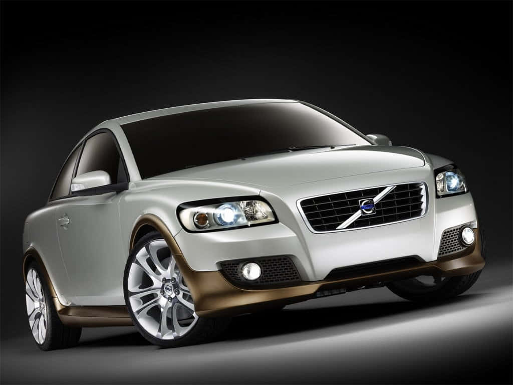 Volvo C30, silver, gold accents, SD Desktop Wallpaper