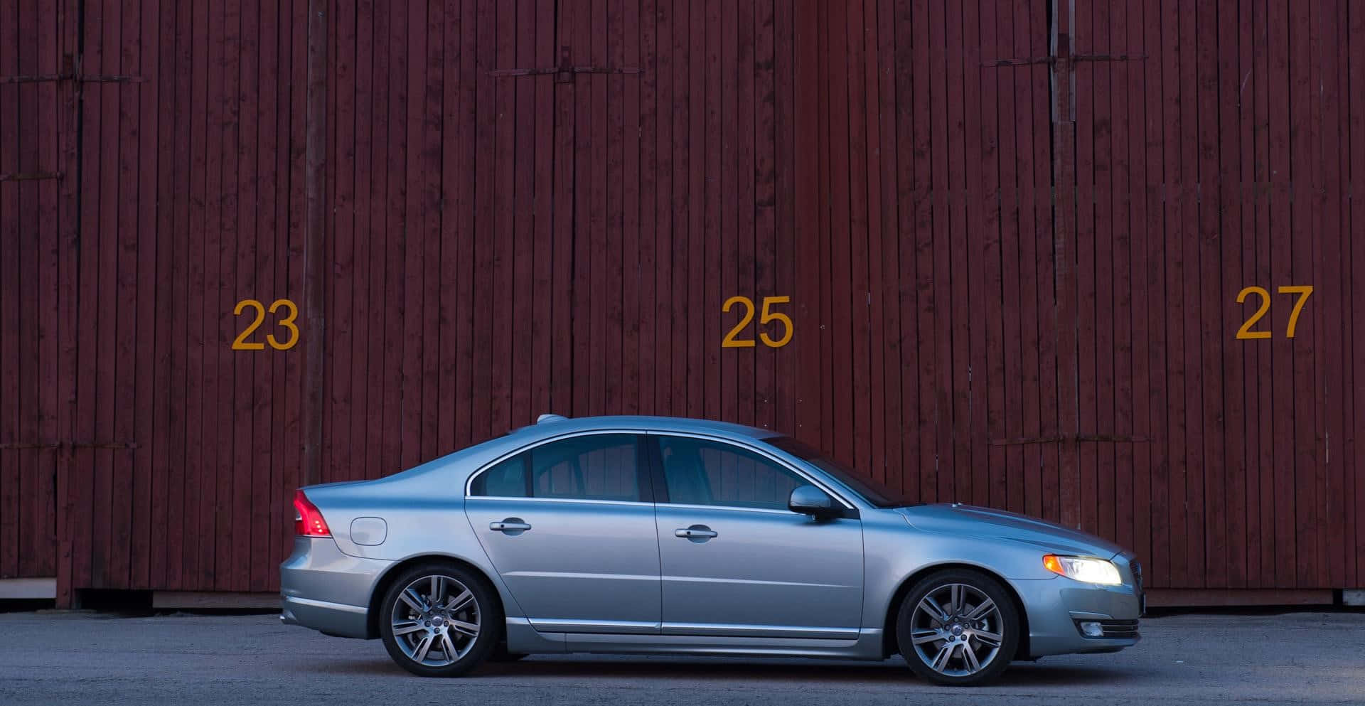 Volvo S80, silver sedan, weathered red wooden wall, Full HD Desktop Wallpaper