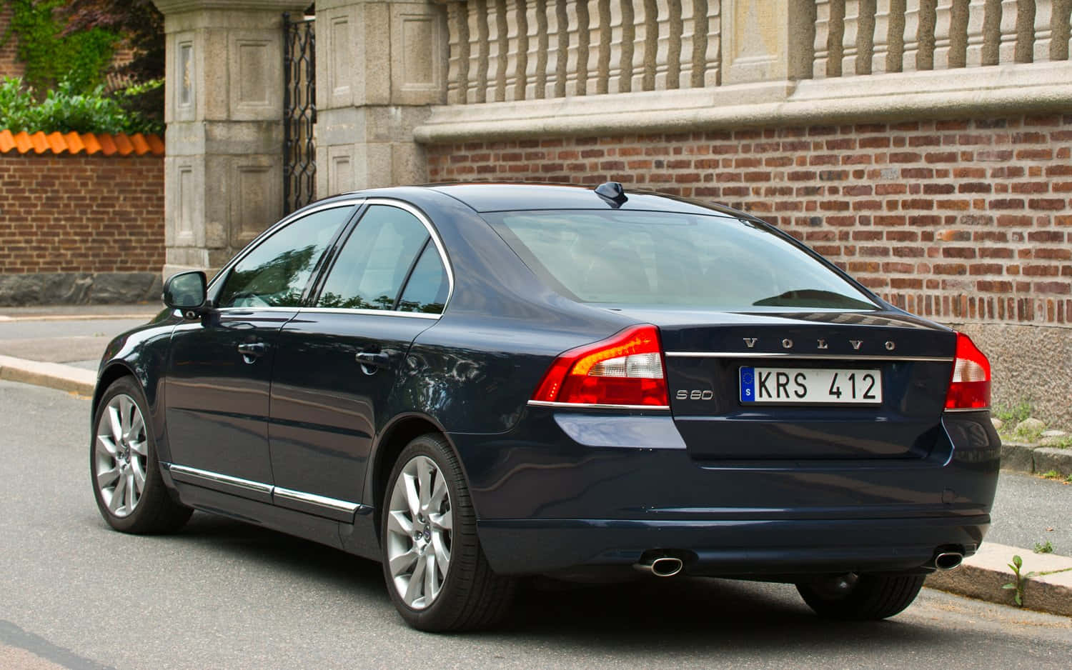 Volvo S80, dark blue, sedan, HD Desktop Wallpaper