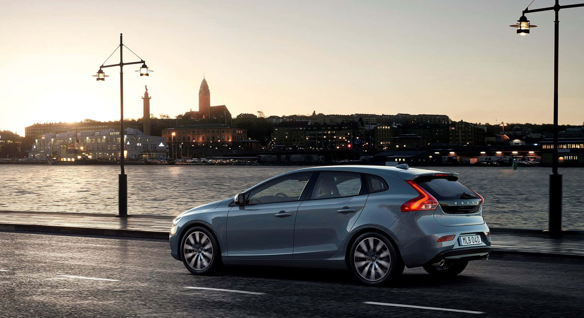 Volvo V40, silver, waterfront, HD Desktop Wallpaper