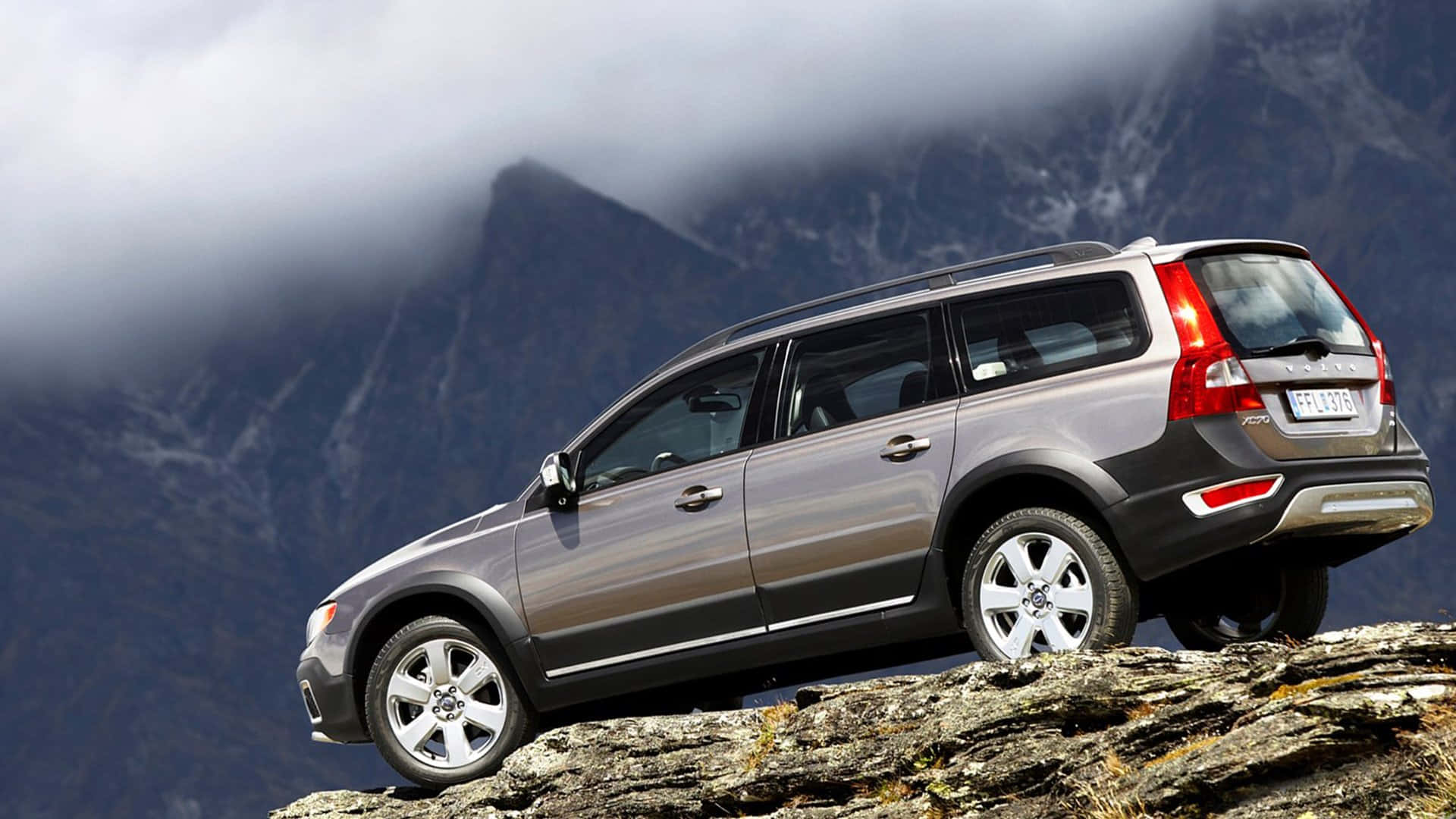 Volvo V70, silver, mountain ridge, Full HD Desktop Wallpaper