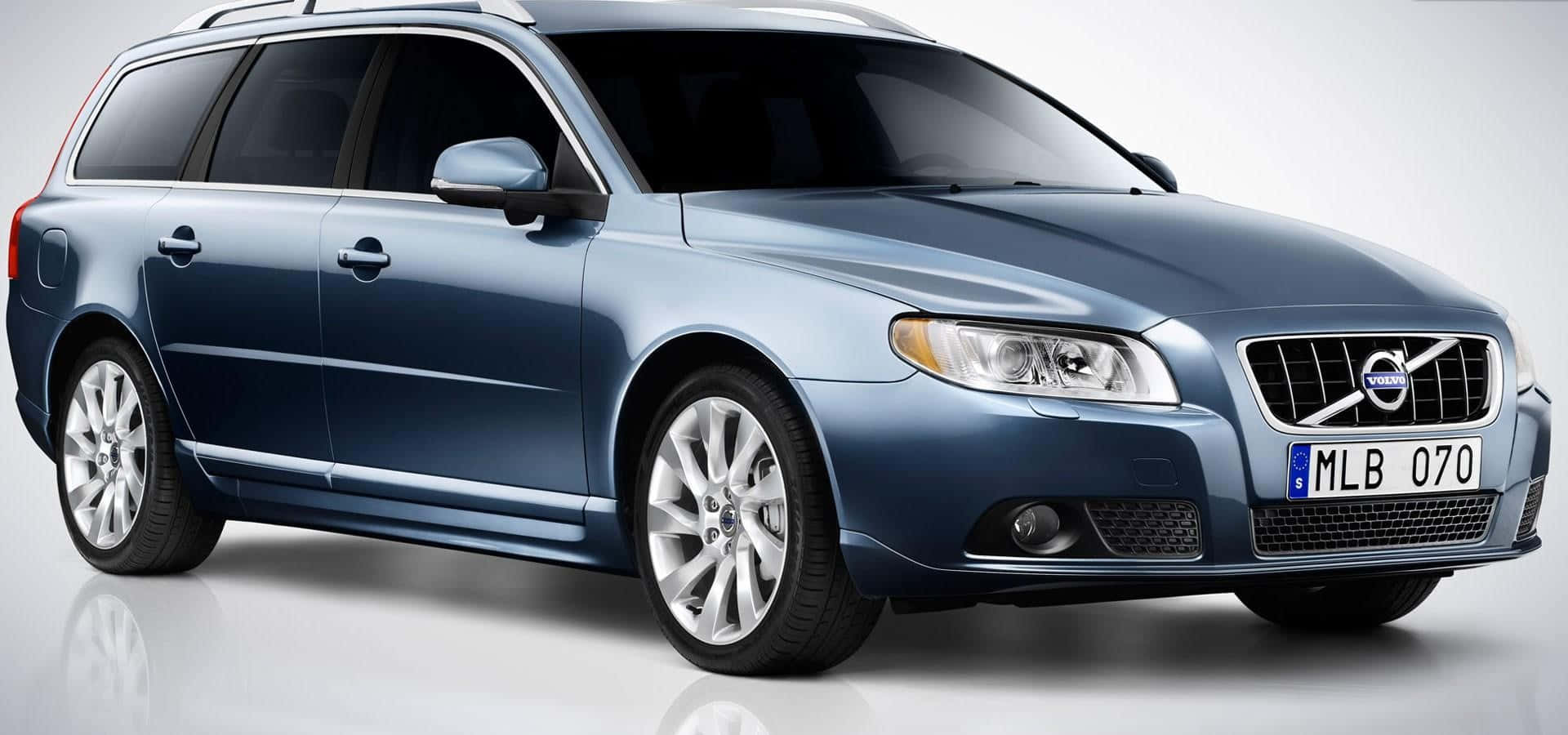 Volvo V70, blue, station wagon, Full HD Desktop Wallpaper