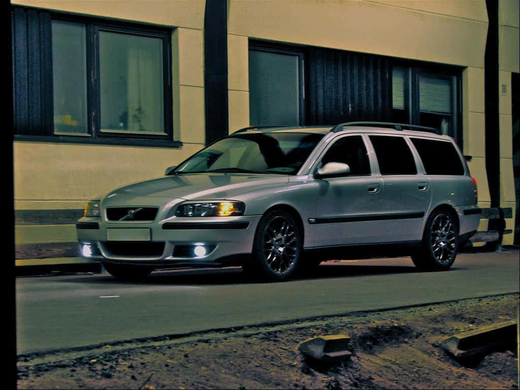 Volvo V70, silver, station wagon, SD Desktop Wallpaper
