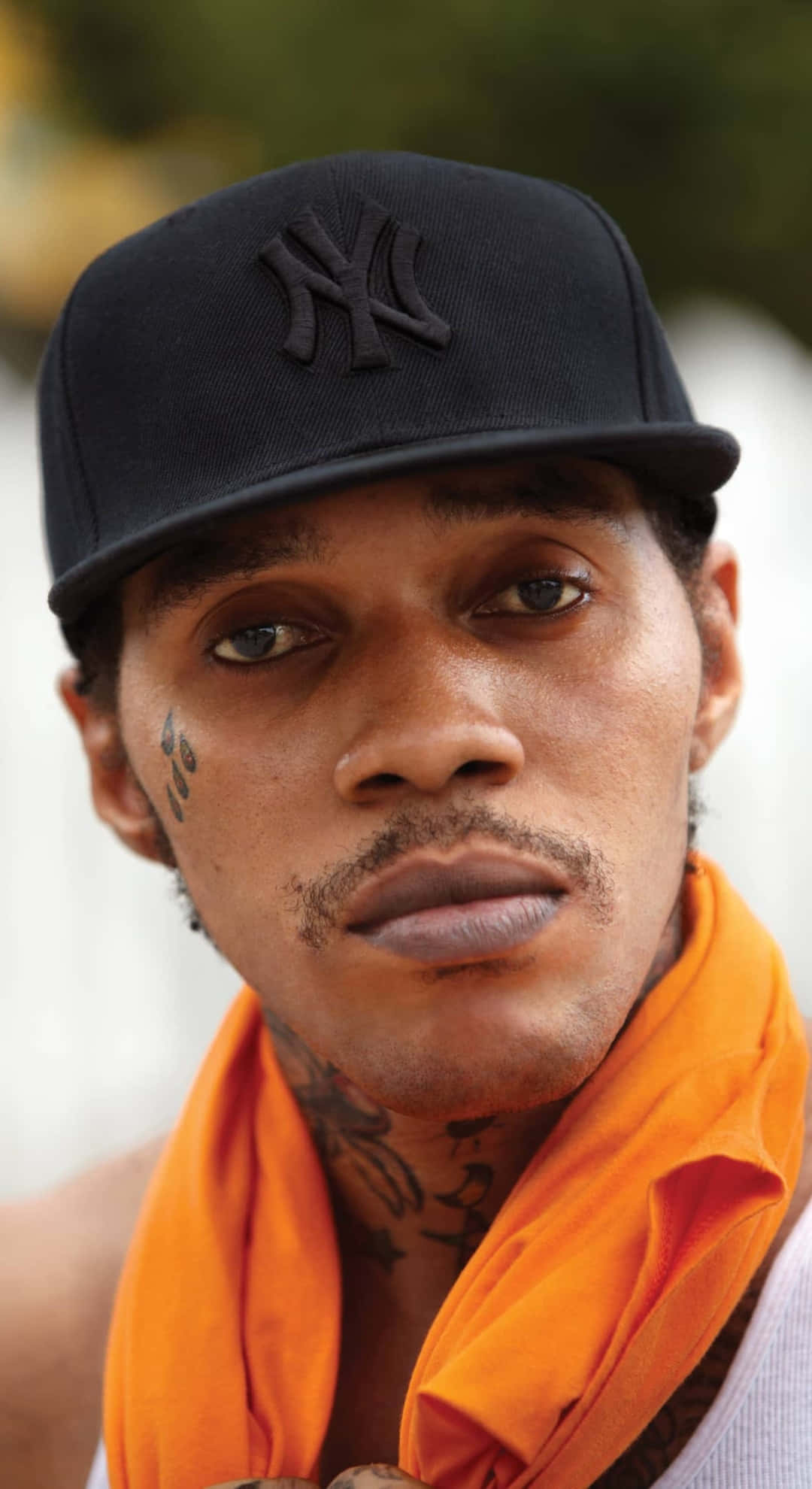 Vybz Kartel, black New York Yankees cap, bright orange scarf, Full HD Phone Wallpaper