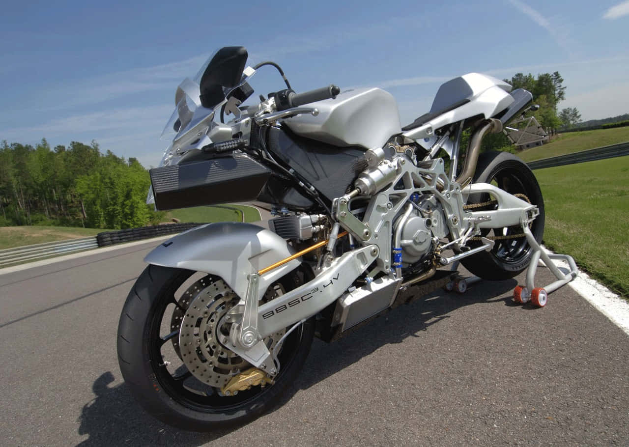 Vyrus Motorcycle, sleek silver, exposed mechanical components, HD Desktop Wallpaper