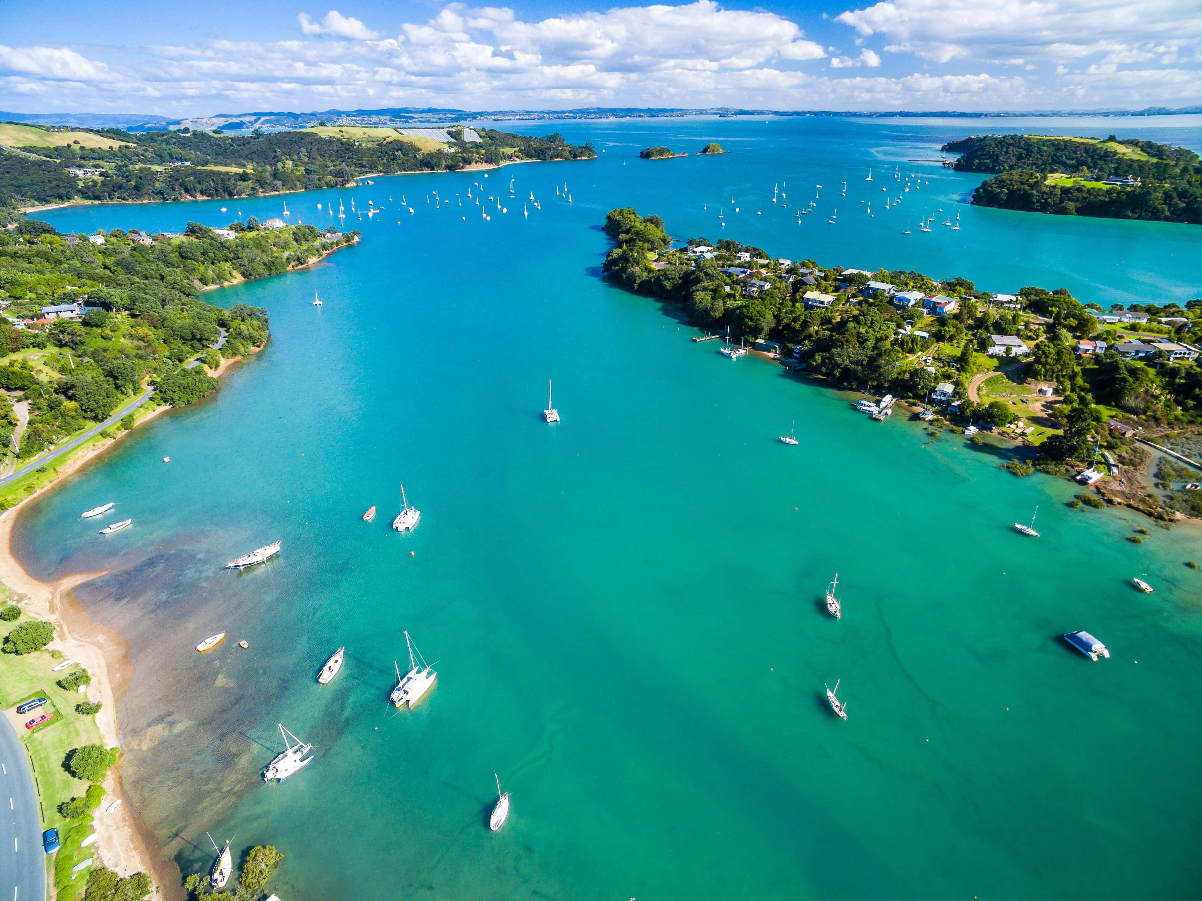 Waiheke Island, turquoise bay, sailboats, 4K Desktop Wallpaper