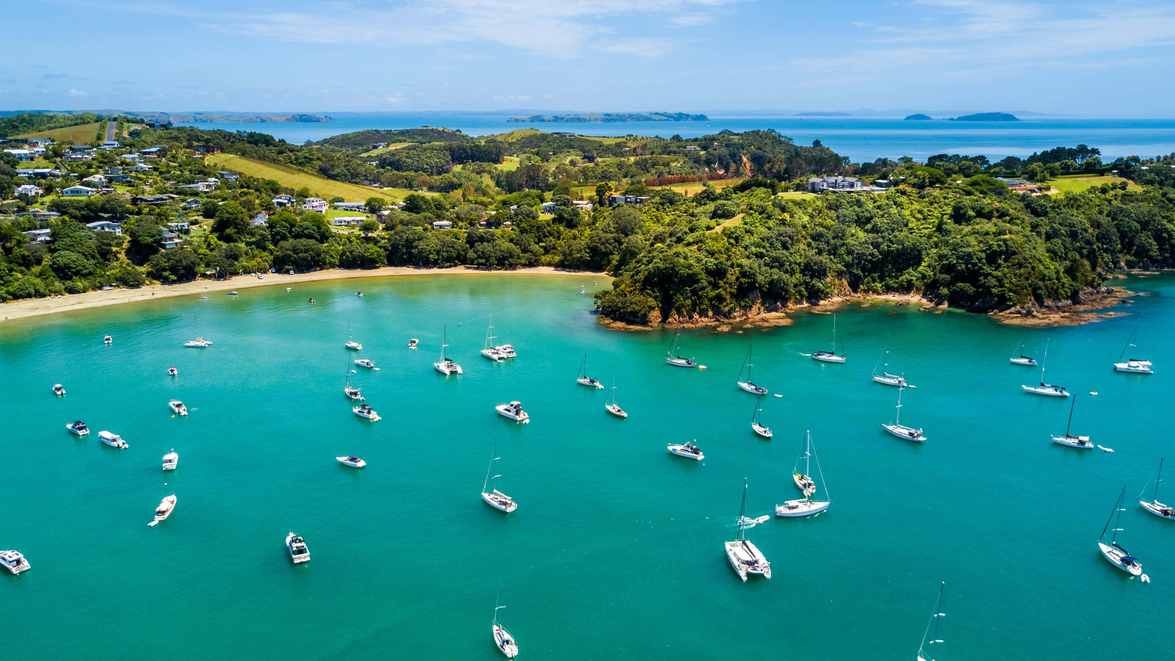 Waiheke Island, turquoise bay, sailboats, 4K Desktop Wallpaper