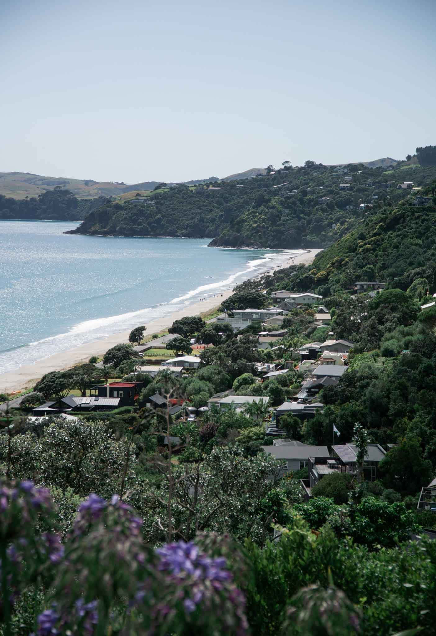 Waiheke Island, coastal village, green hills, Full HD Phone Wallpaper