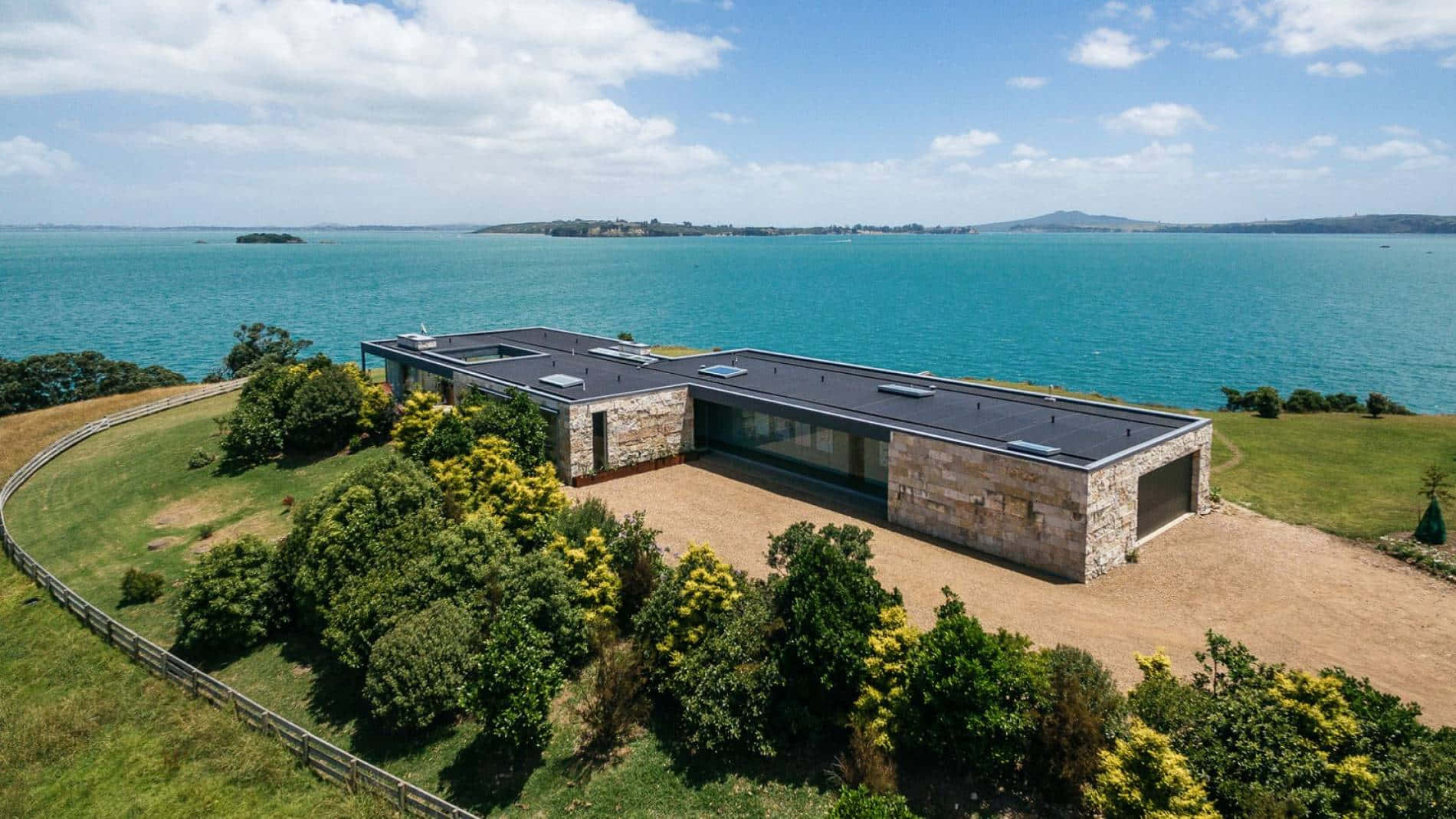Waiheke Island, coastal home, modern stone house, HD Desktop Wallpaper
