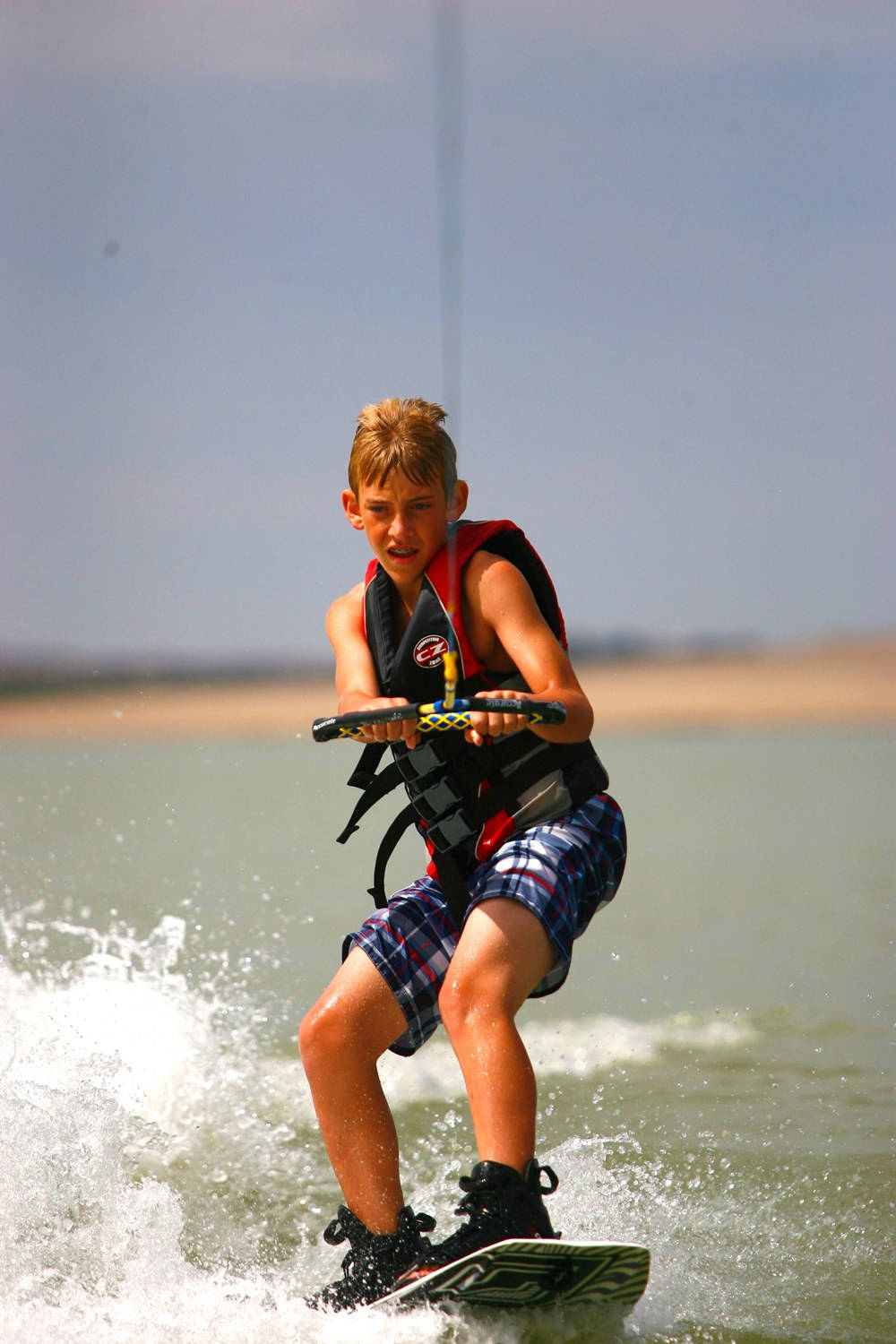 wakeboarding, life vest, calm lake, HD Phone Wallpaper