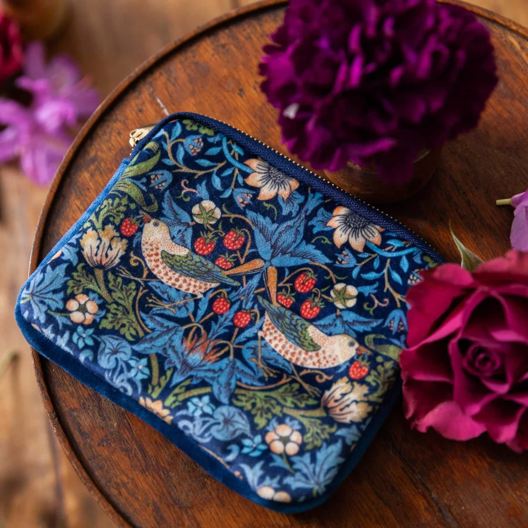 Floraland Bird Pattern Wallet, velvet pouch, birds and strawberries pattern, HD Phone Wallpaper