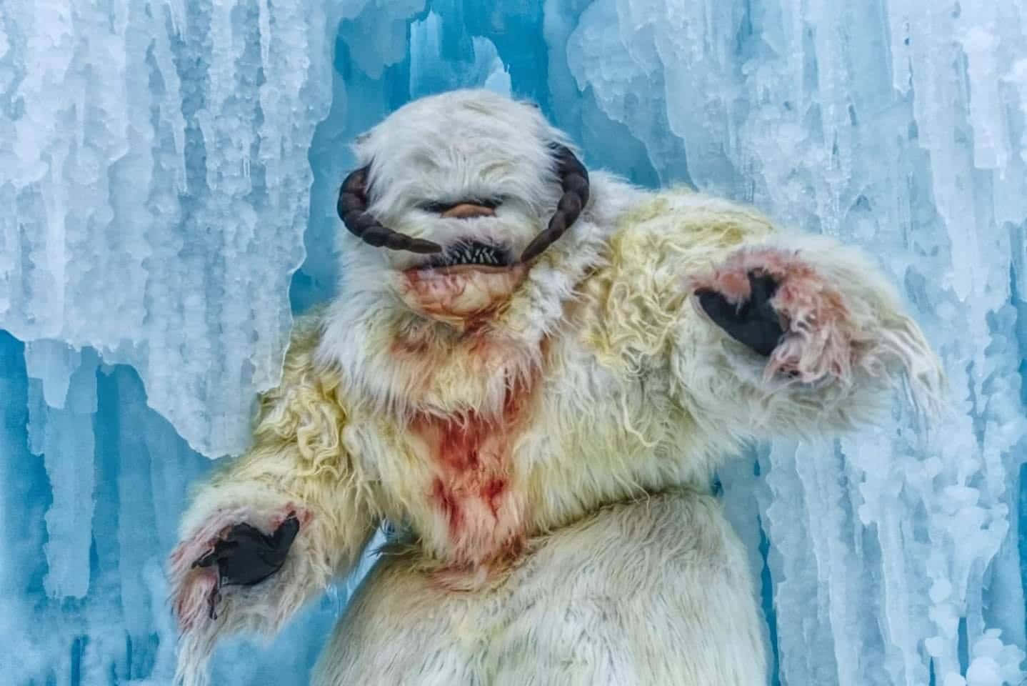 Wampa, white yeti, blue ice formations, HD Desktop Wallpaper