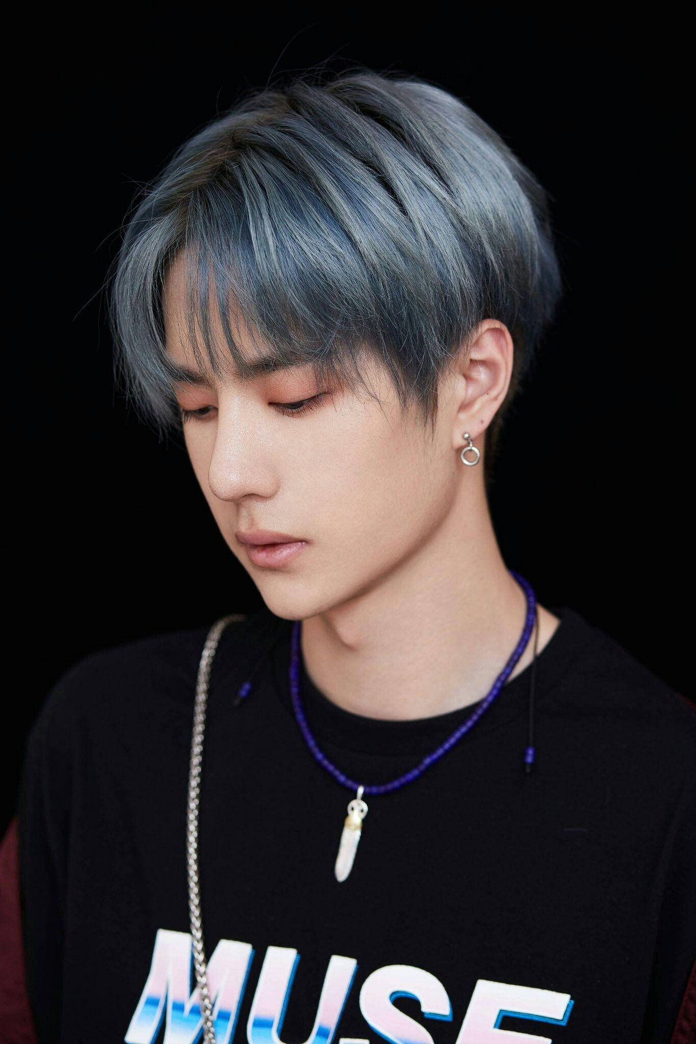 Wang yibo, blue-gray hair, black t-shirt, Full HD Phone Wallpaper