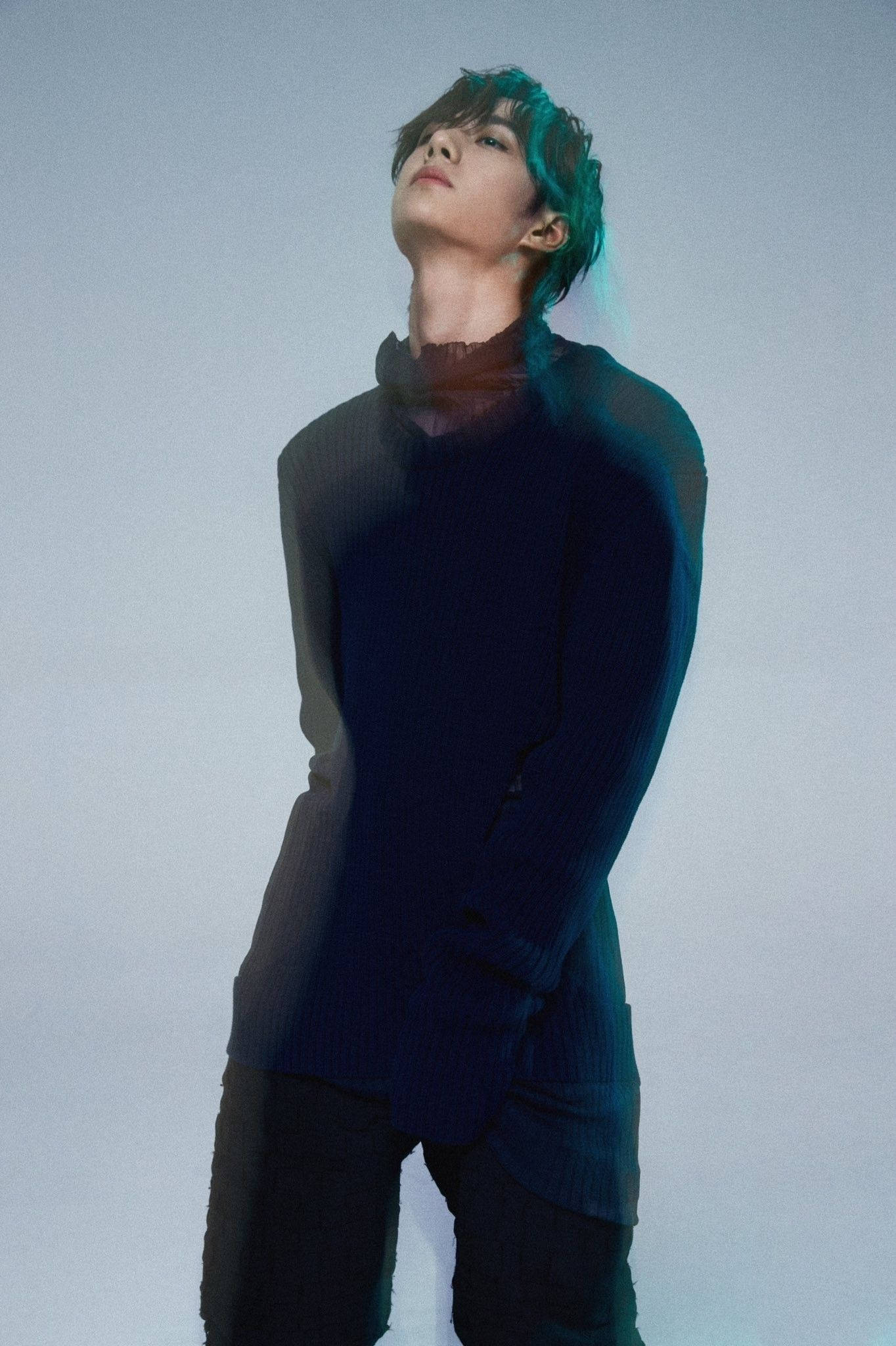 Wang Yibo, teal-tinted hair, moody studio shot, Full HD Phone Wallpaper