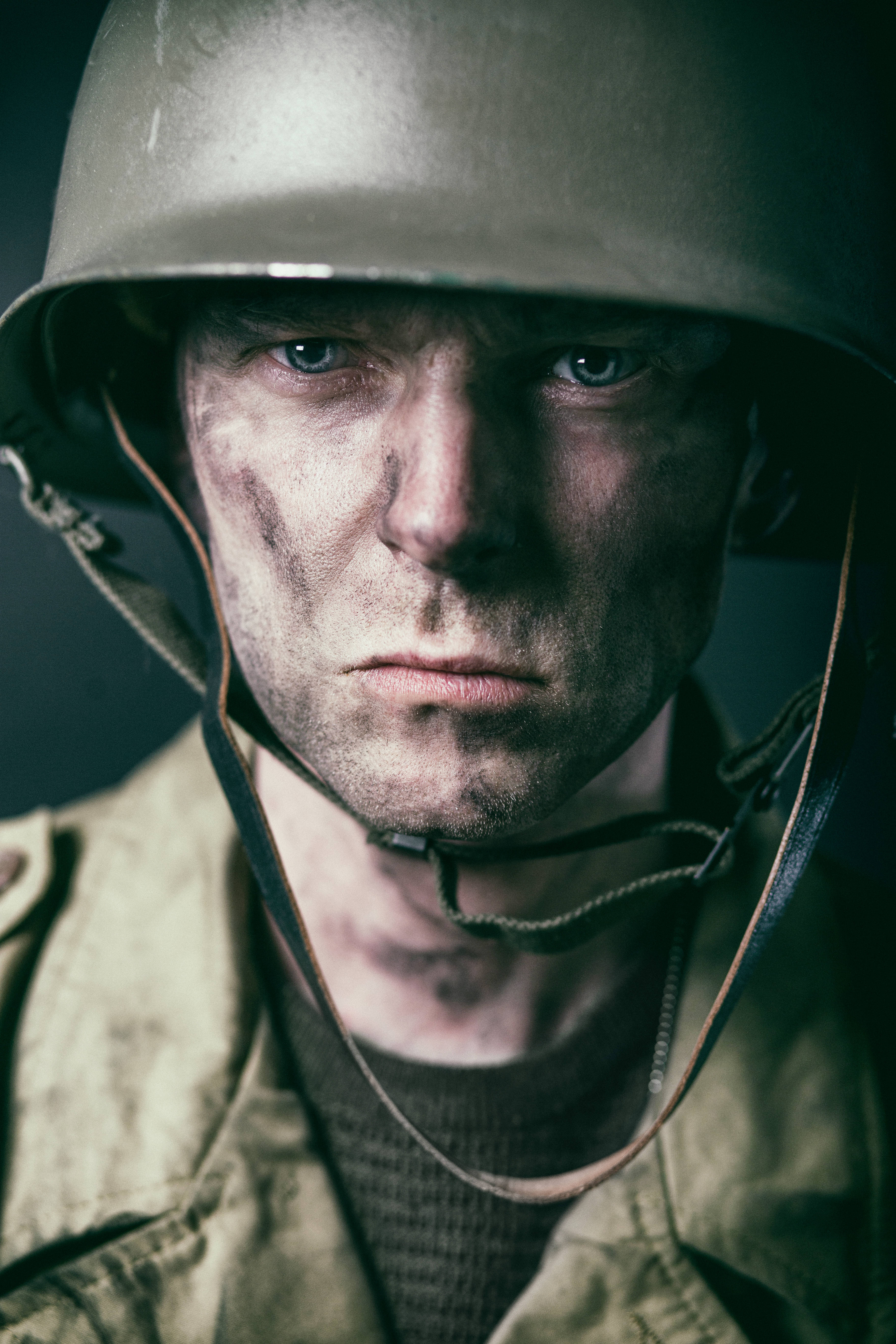 warrior, green uniform, helmet, 5K Phone Wallpaper