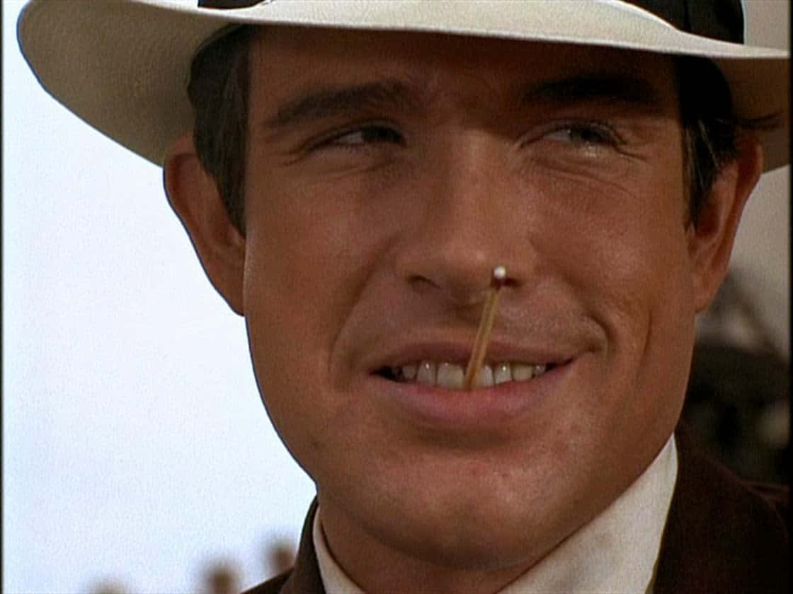 Warren Beatty, black-and-white portrait, white hat, SD Desktop Wallpaper